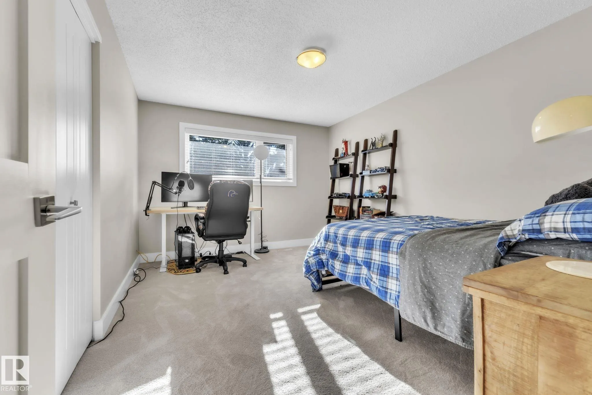 26 BEAUVISTA Drive