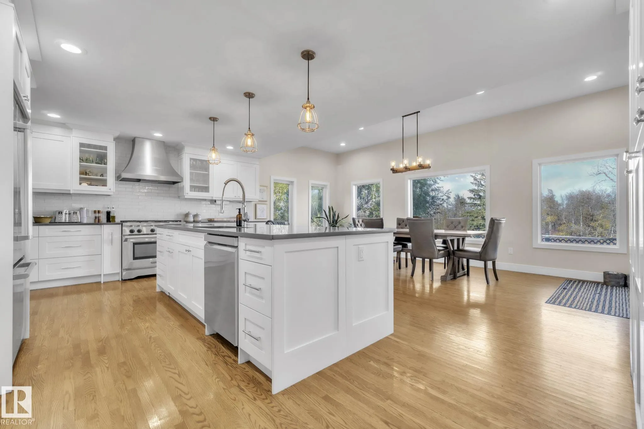 26 BEAUVISTA Drive