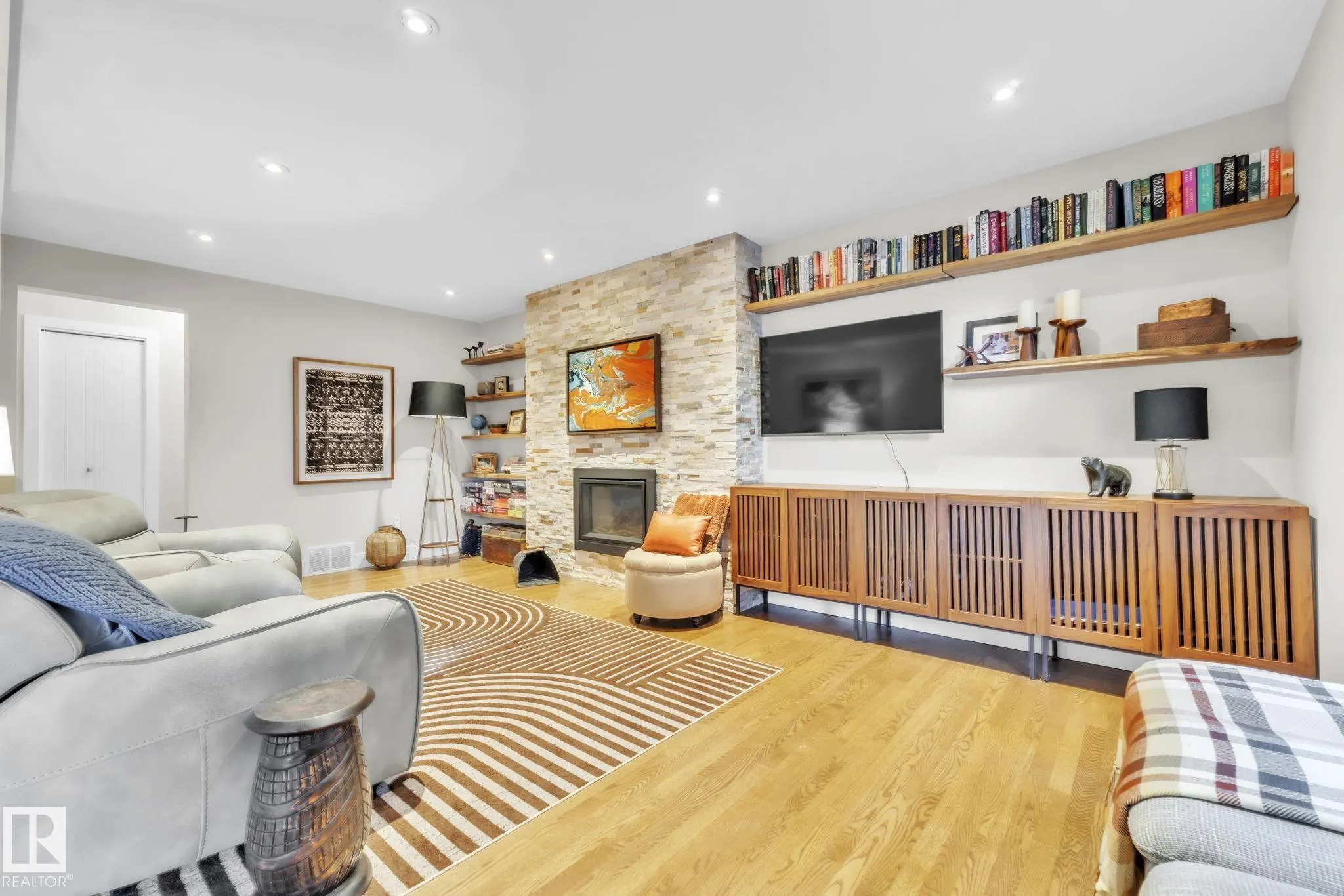 26 BEAUVISTA Drive