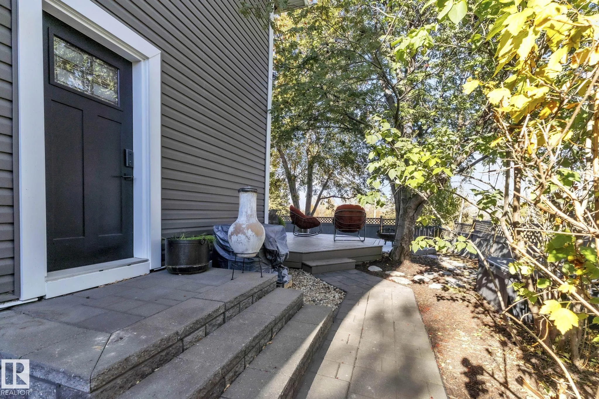 26 BEAUVISTA Drive