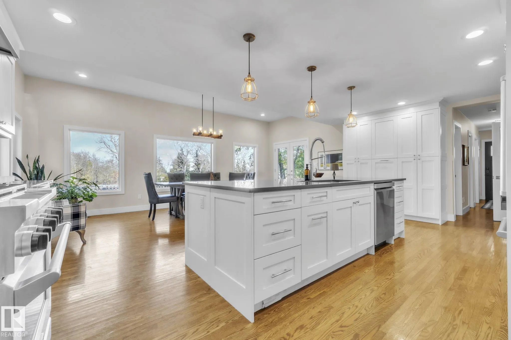26 BEAUVISTA Drive