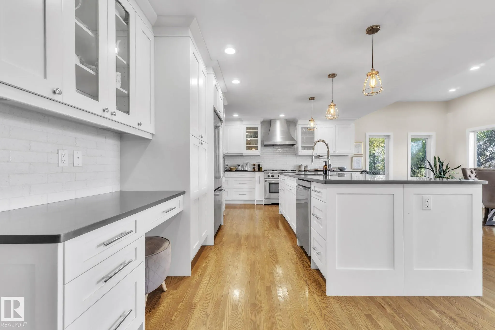 26 BEAUVISTA Drive