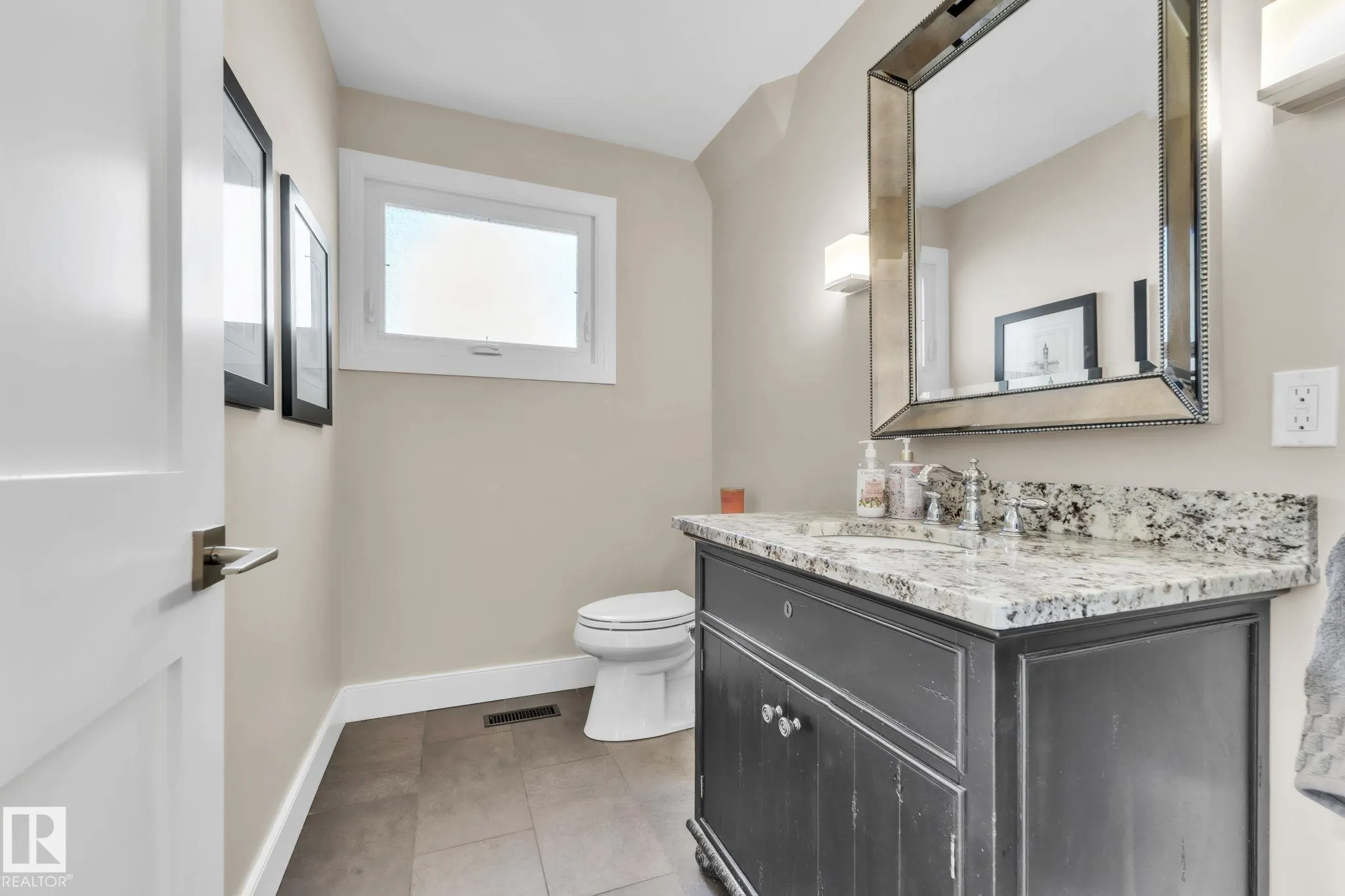 26 BEAUVISTA Drive
