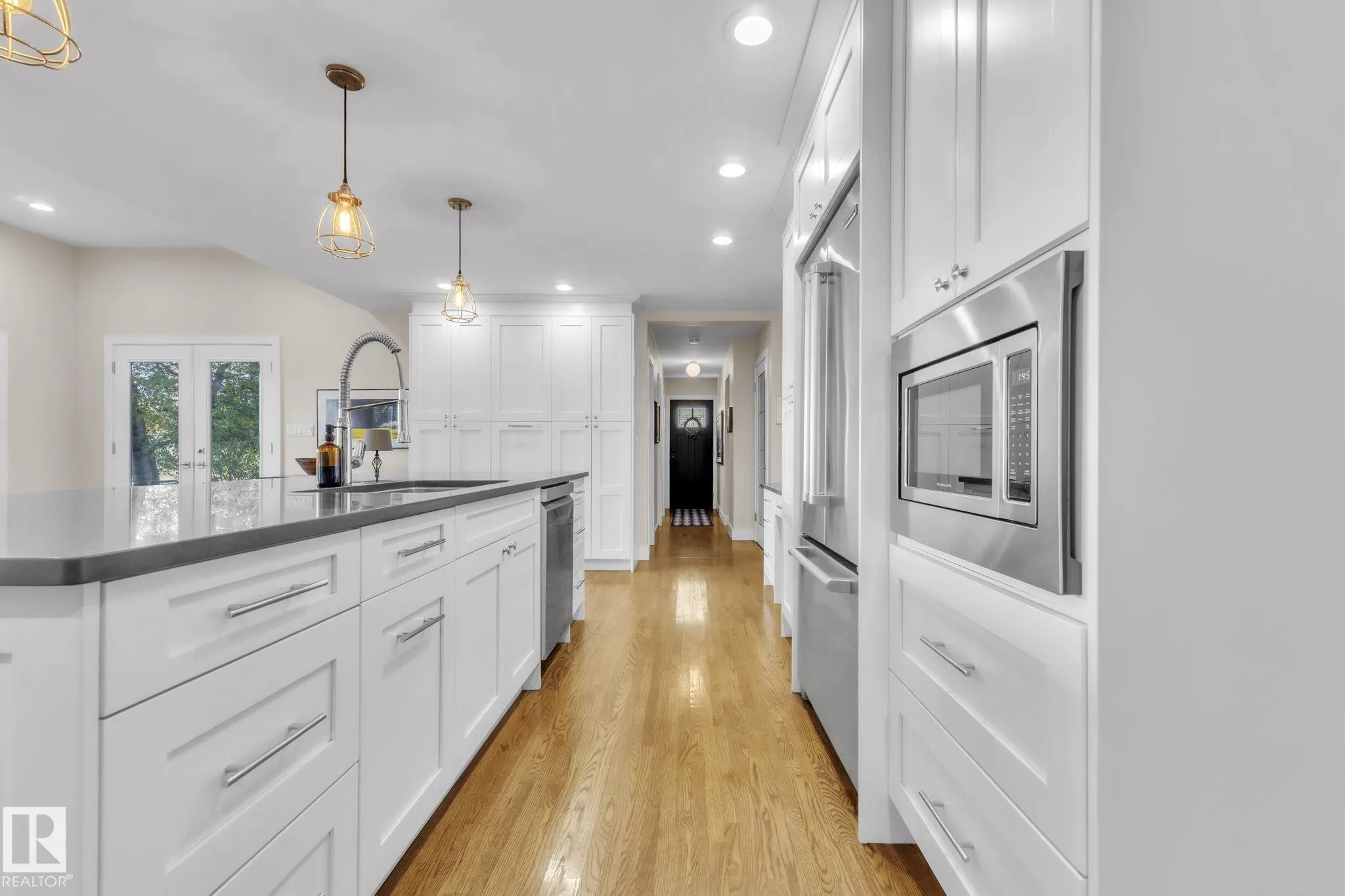 26 BEAUVISTA Drive