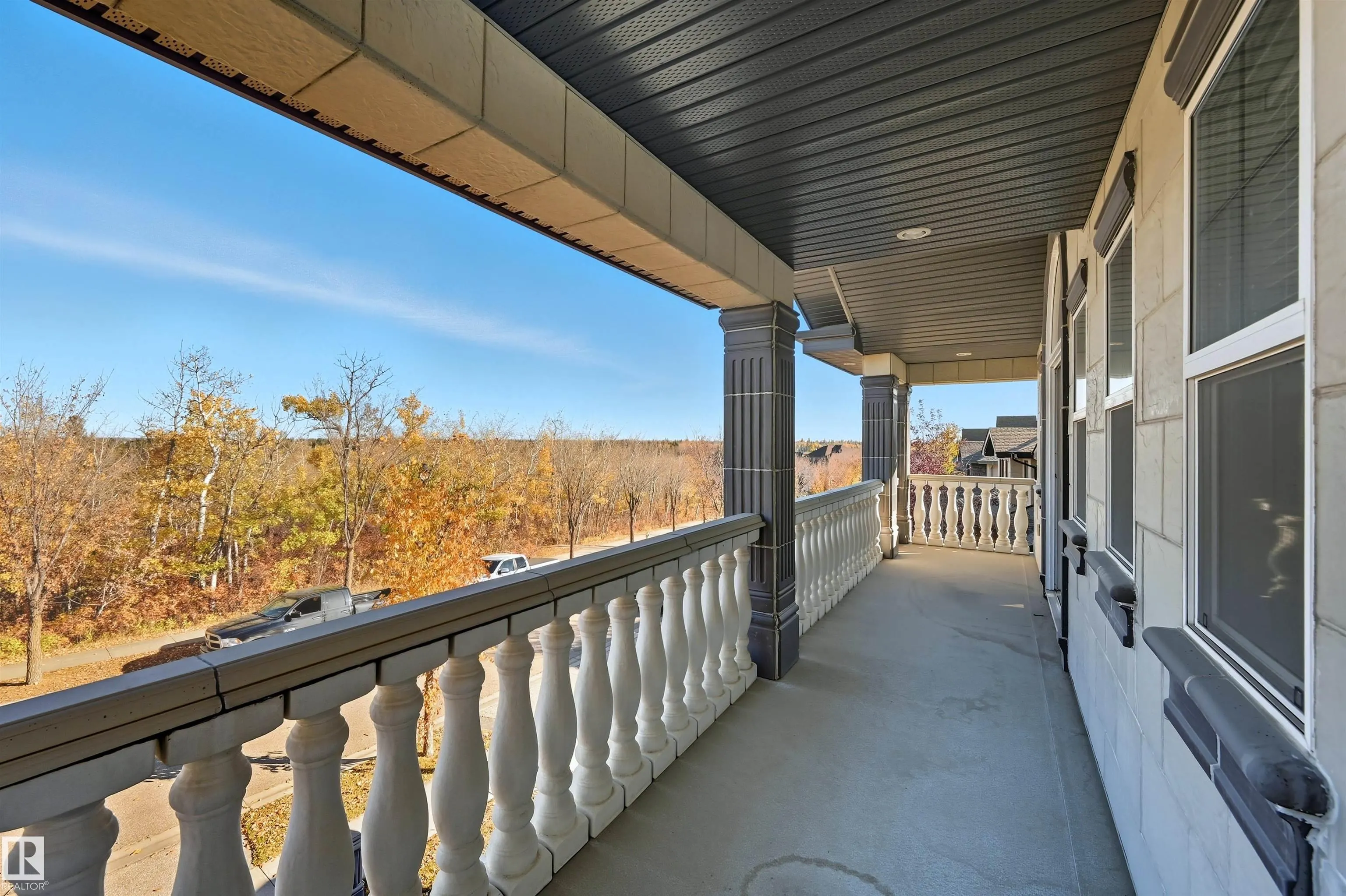 872 HOLLANDS Landing