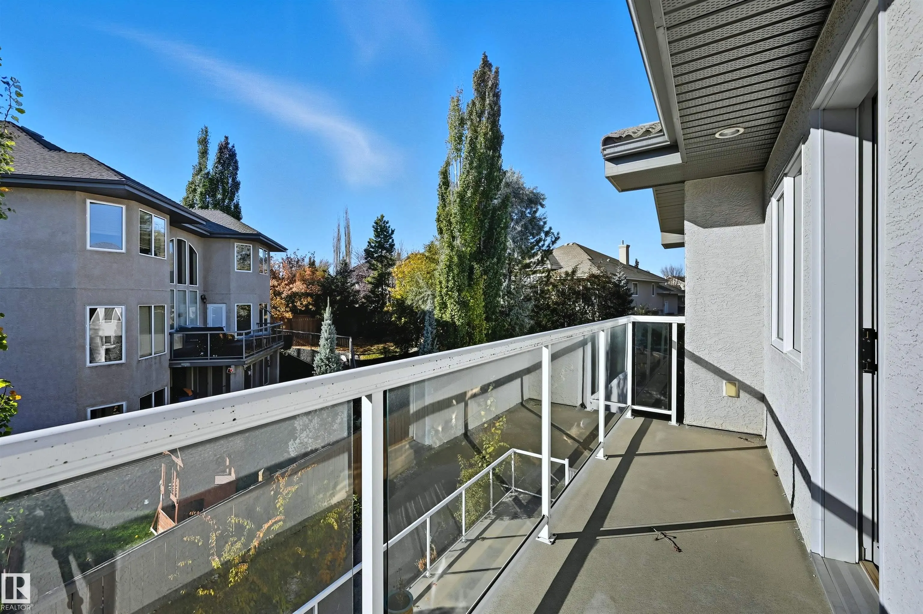 872 HOLLANDS Landing