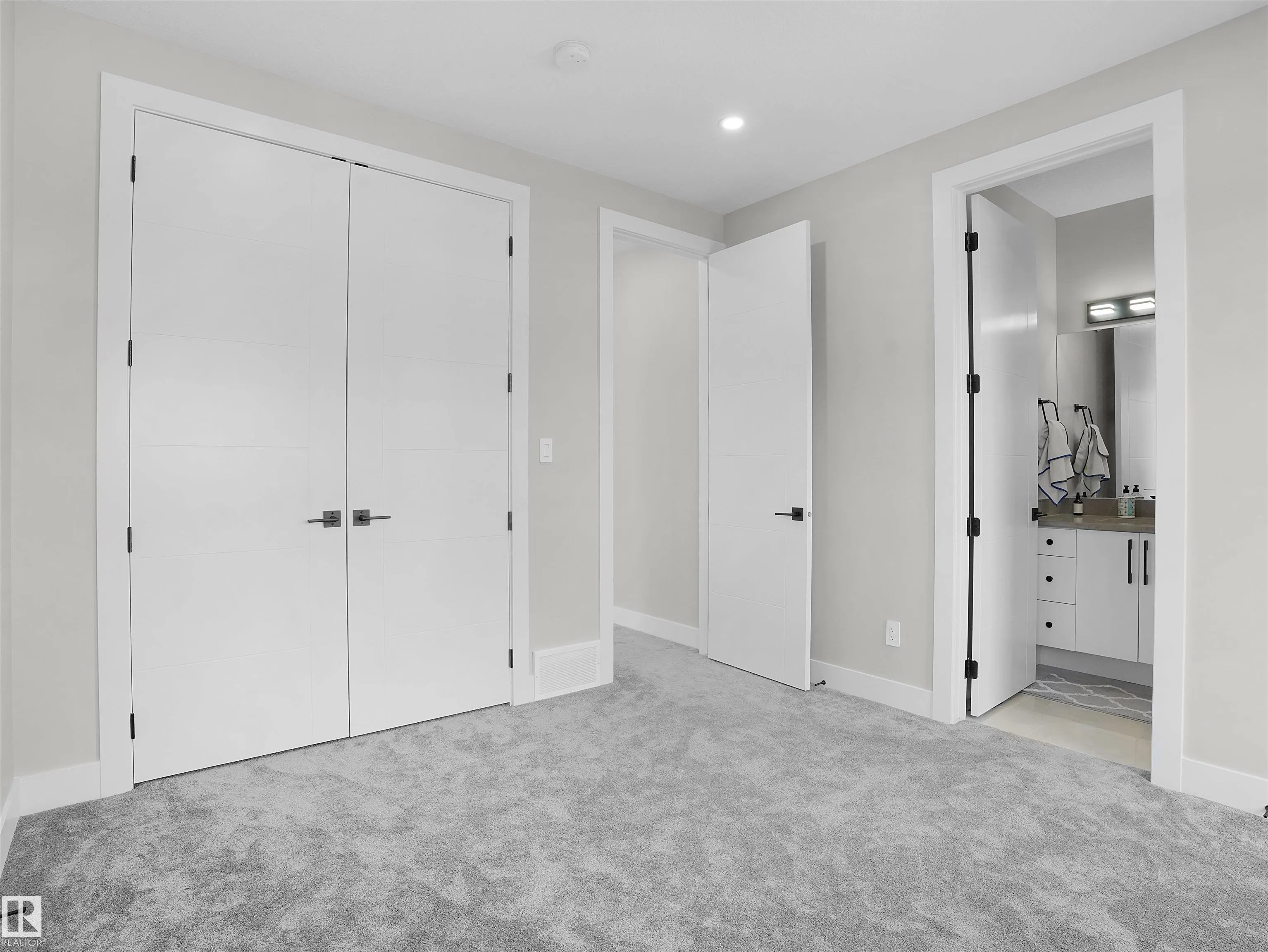 4511 WINGFIELD BAY Bay