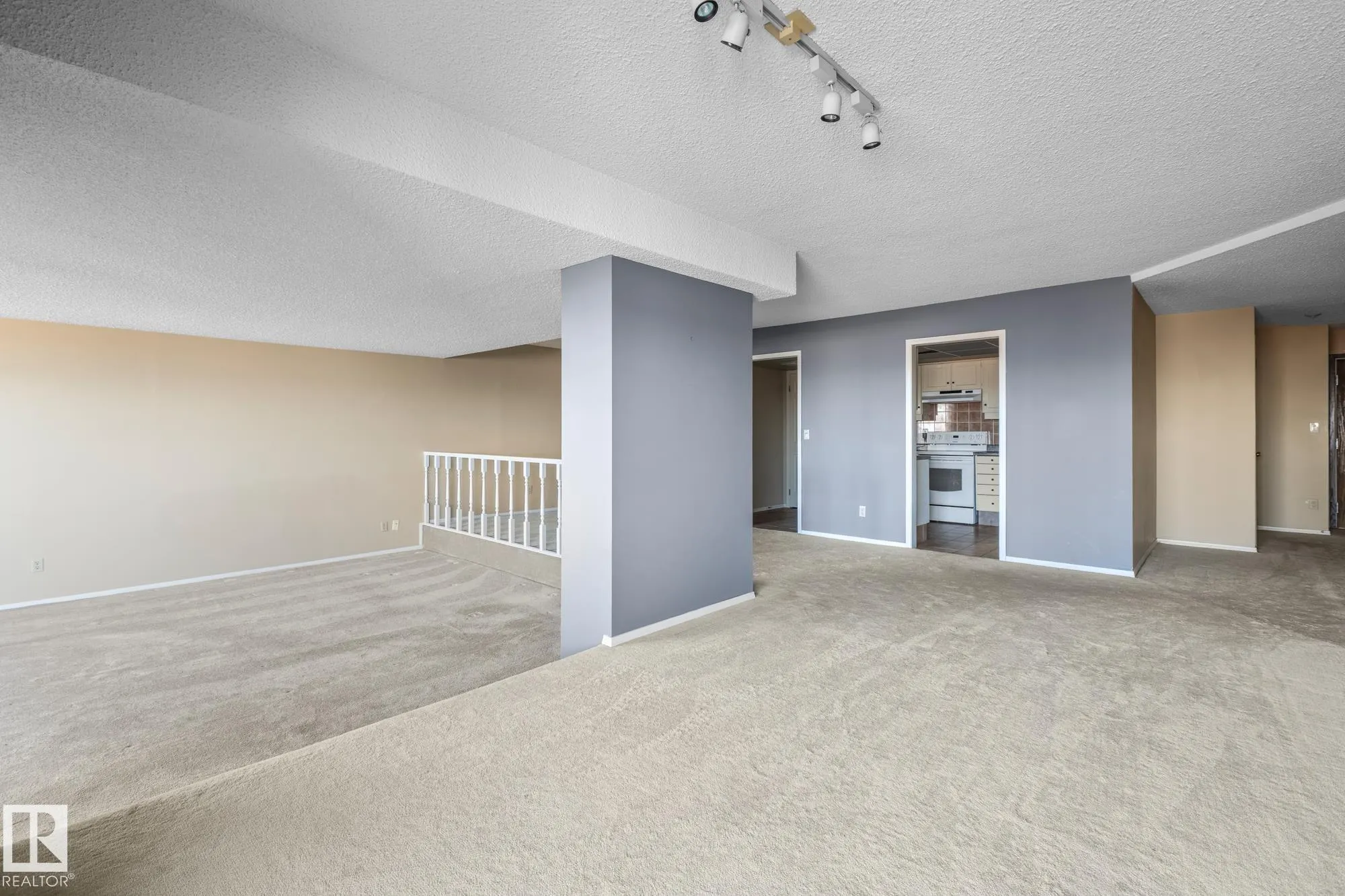 11503 100 Avenue