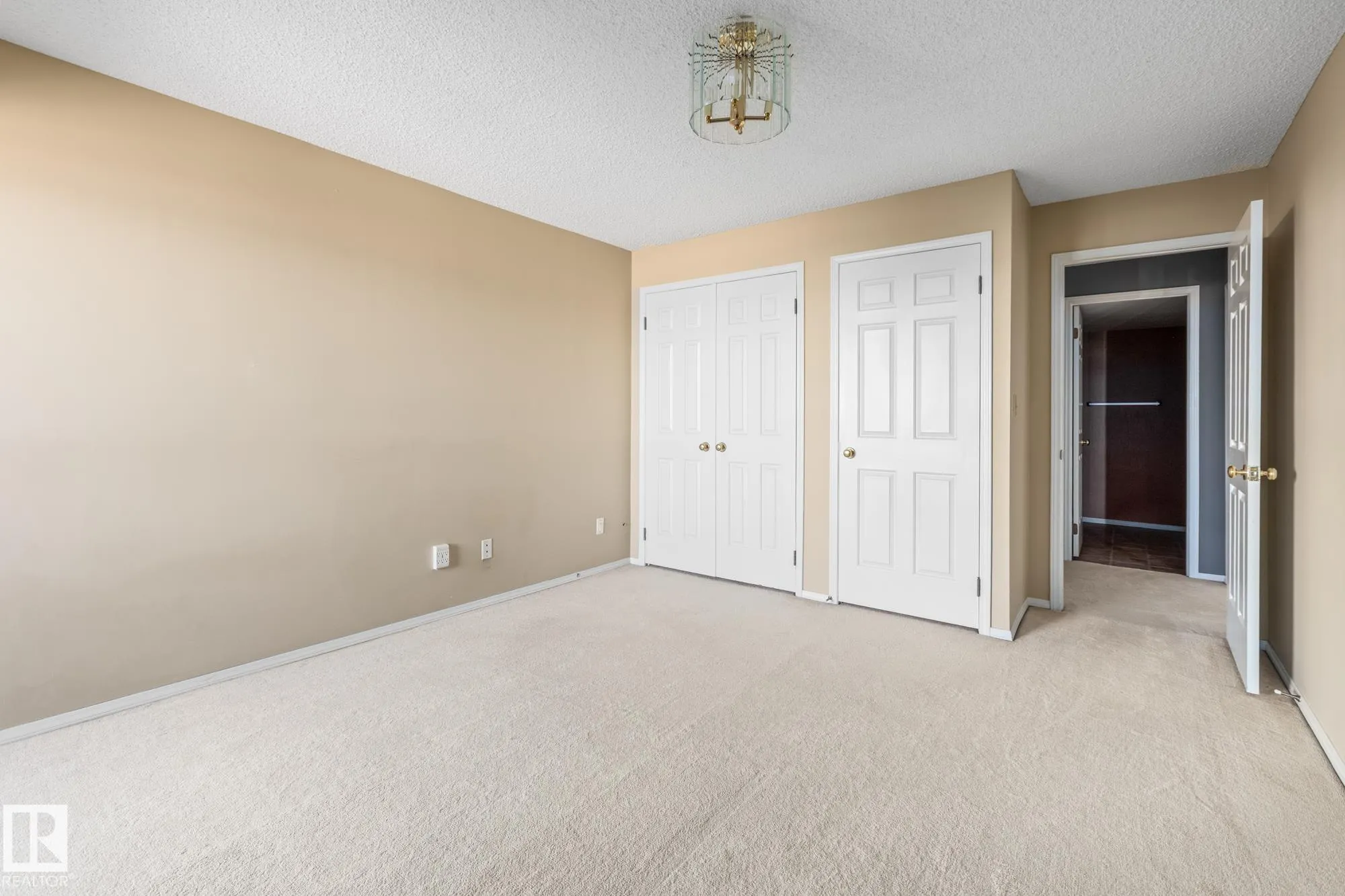 11503 100 Avenue