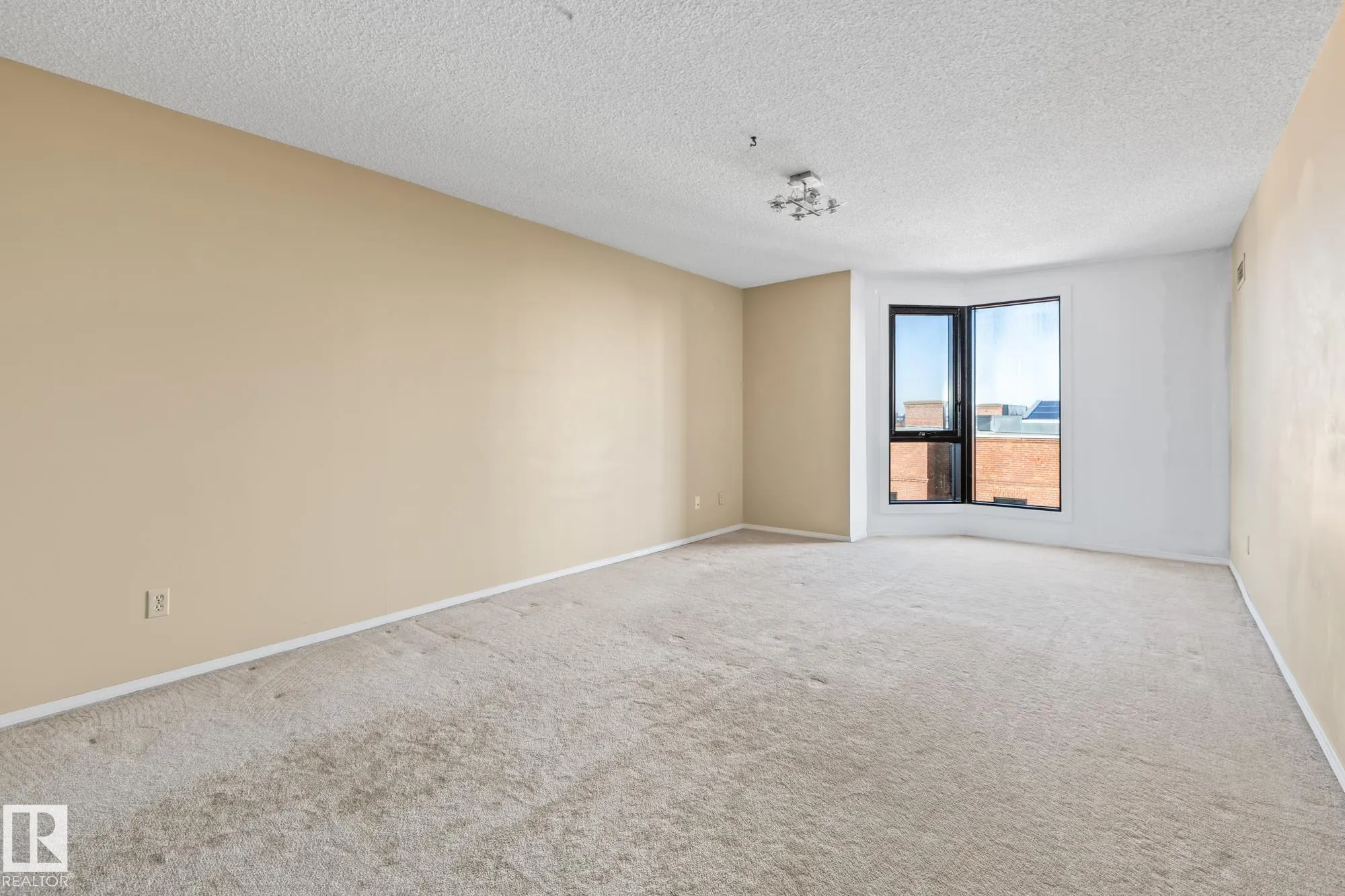 11503 100 Avenue