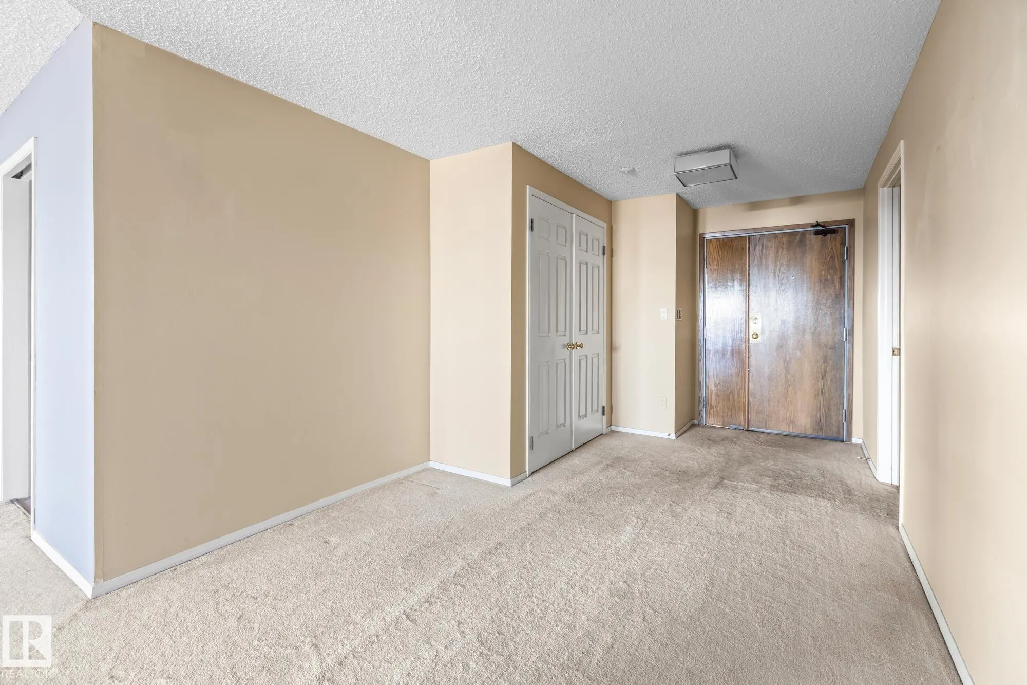 11503 100 Avenue