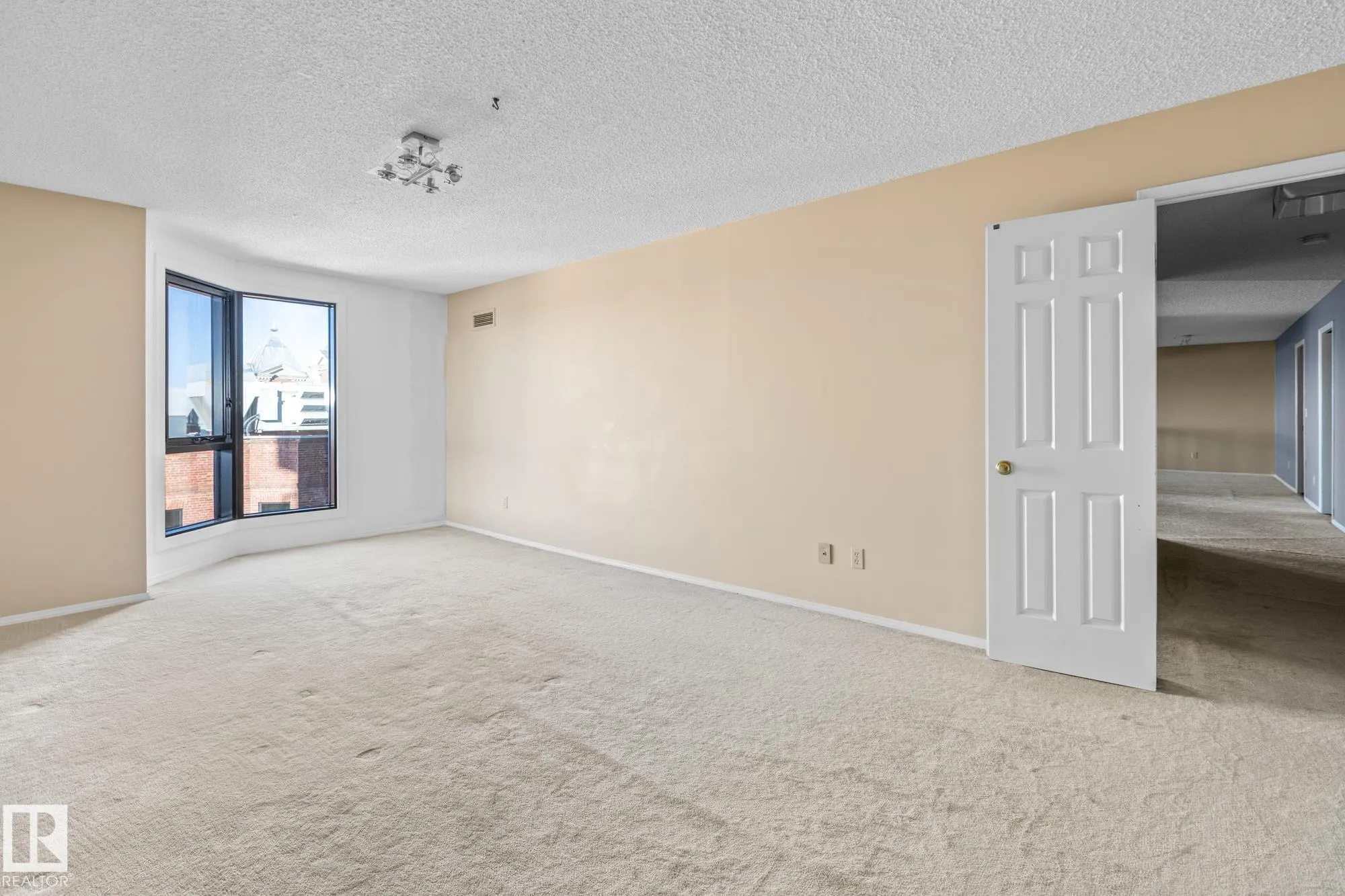 11503 100 Avenue