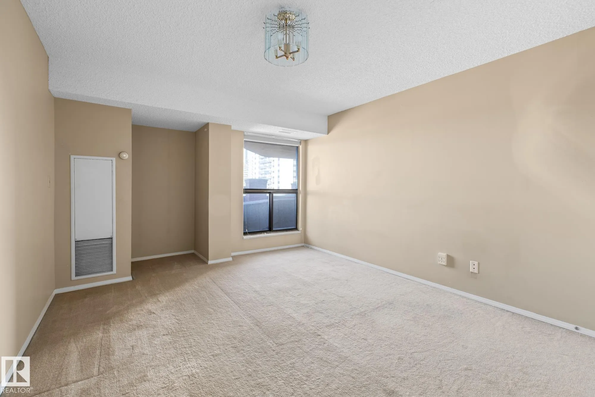 11503 100 Avenue