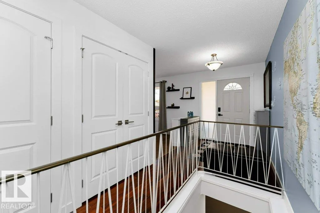 22 AFTON Crescent