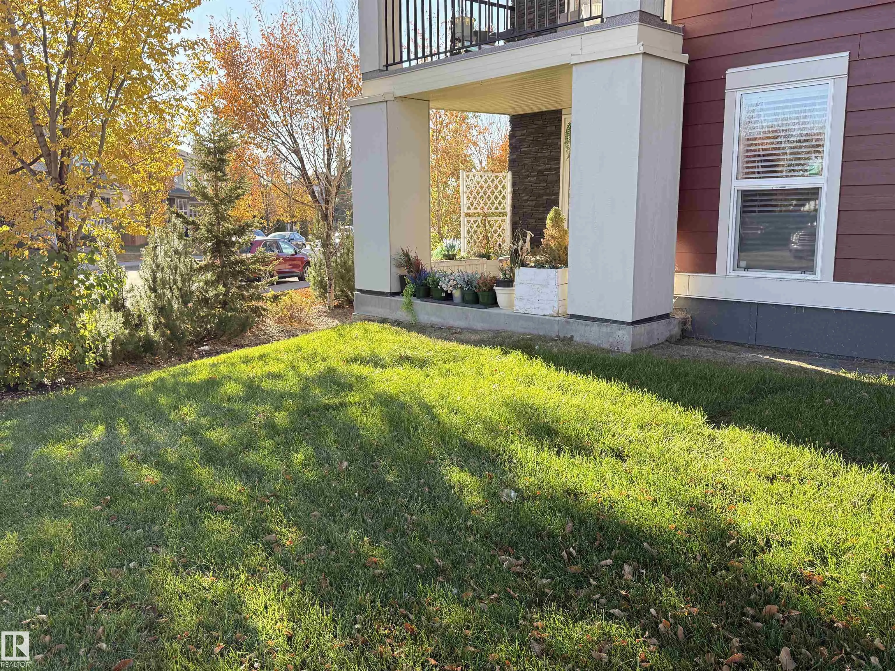 18122 77 St NW