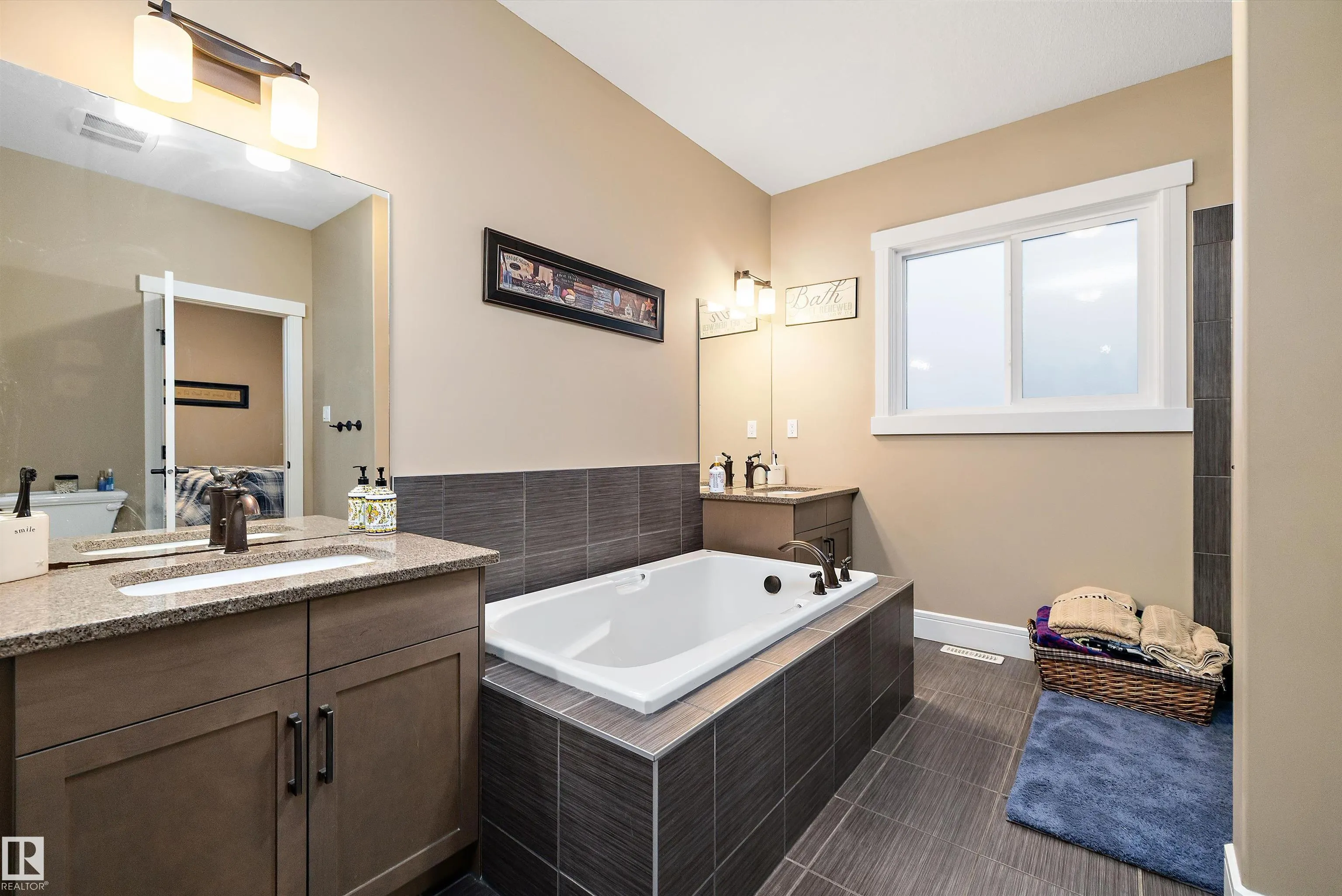 3193 WINSPEAR Crescent