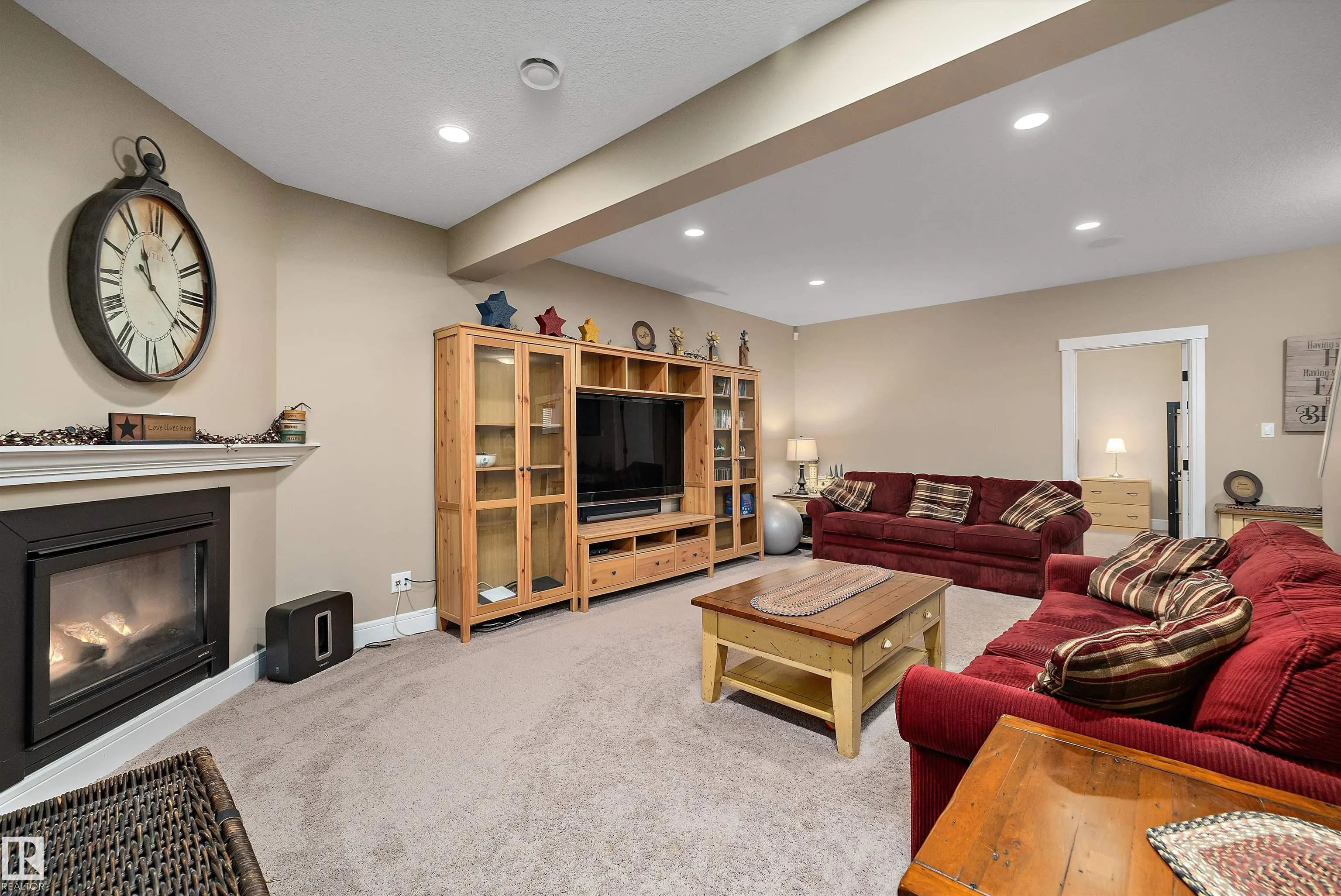 3193 WINSPEAR Crescent
