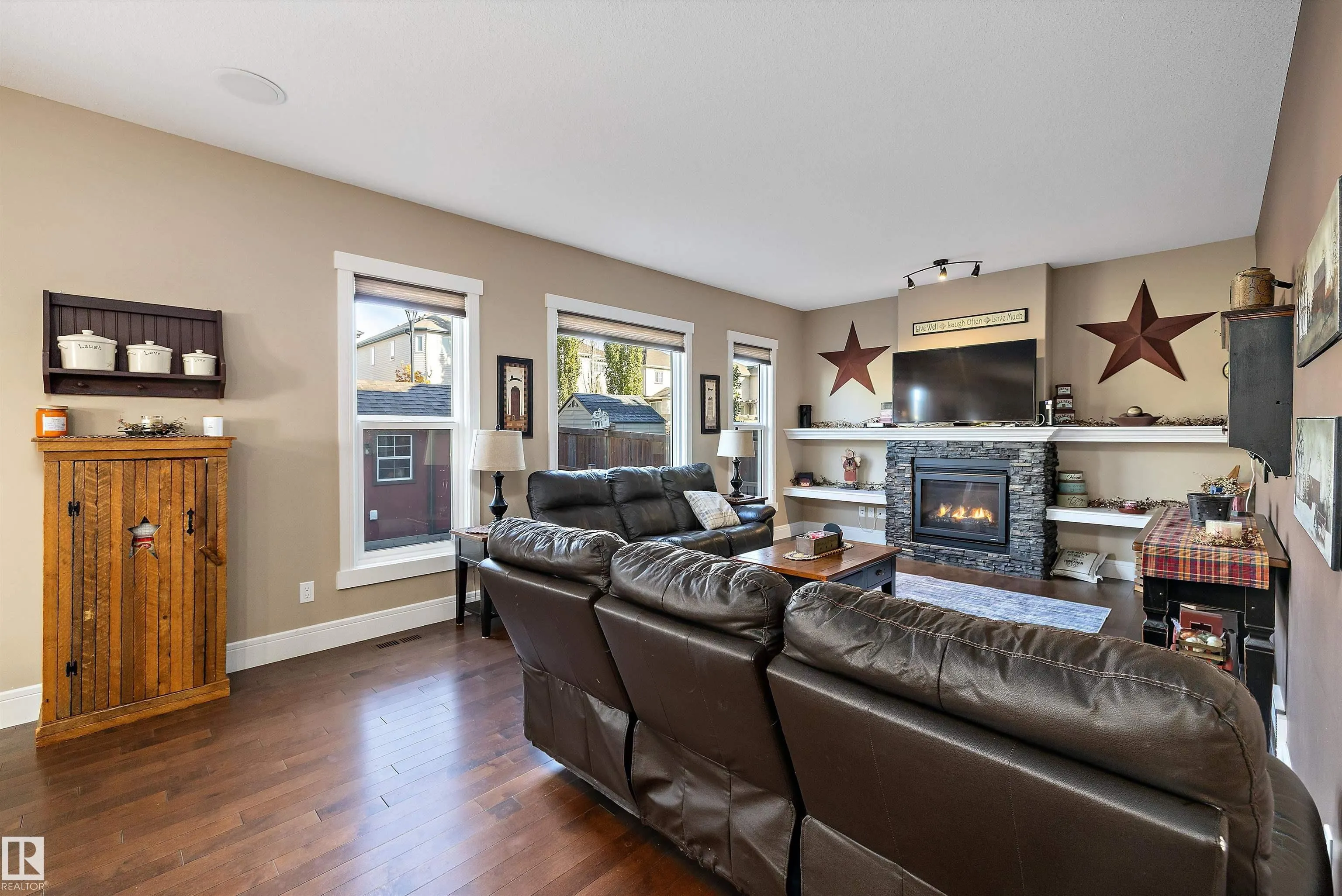 3193 WINSPEAR Crescent