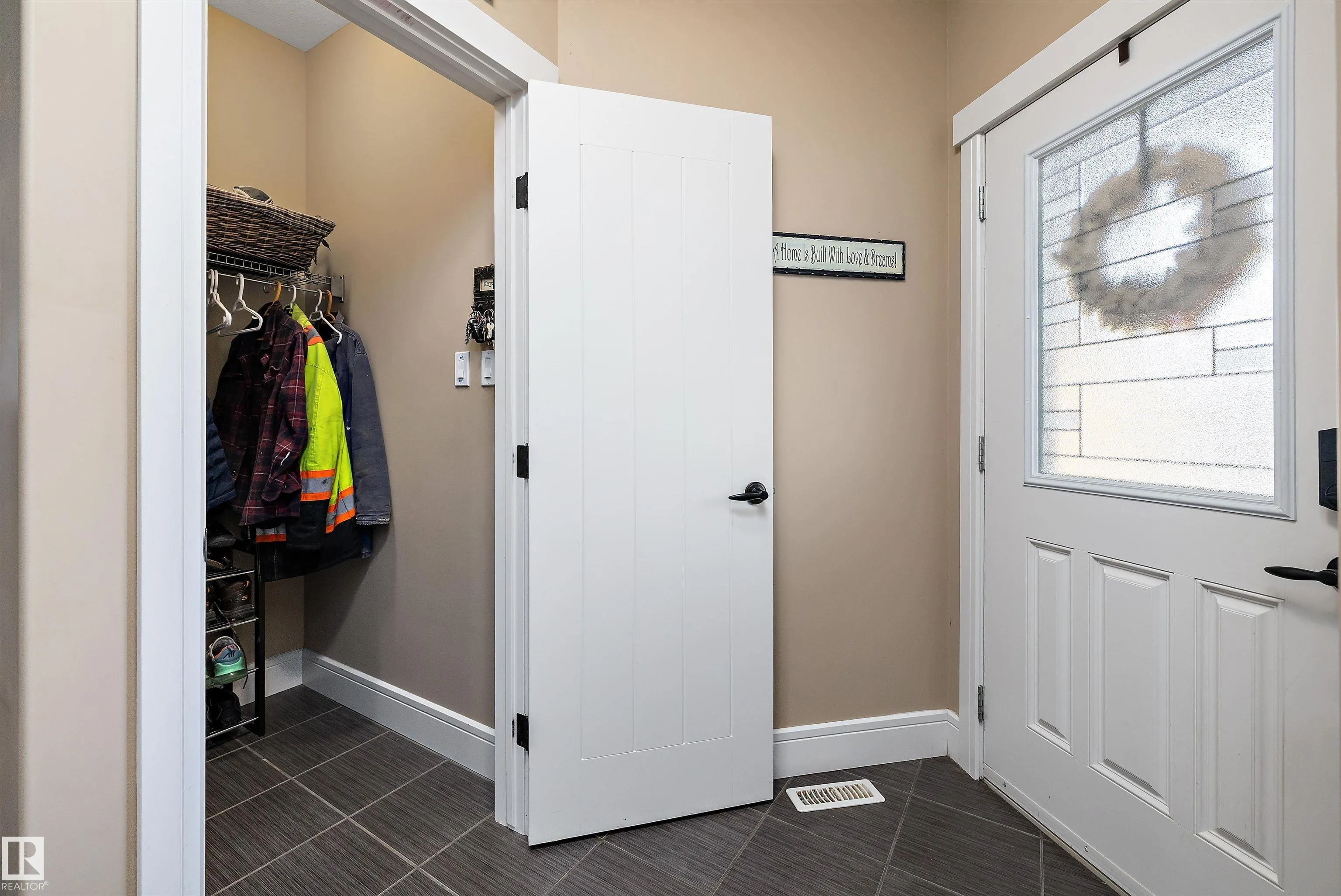3193 WINSPEAR Crescent