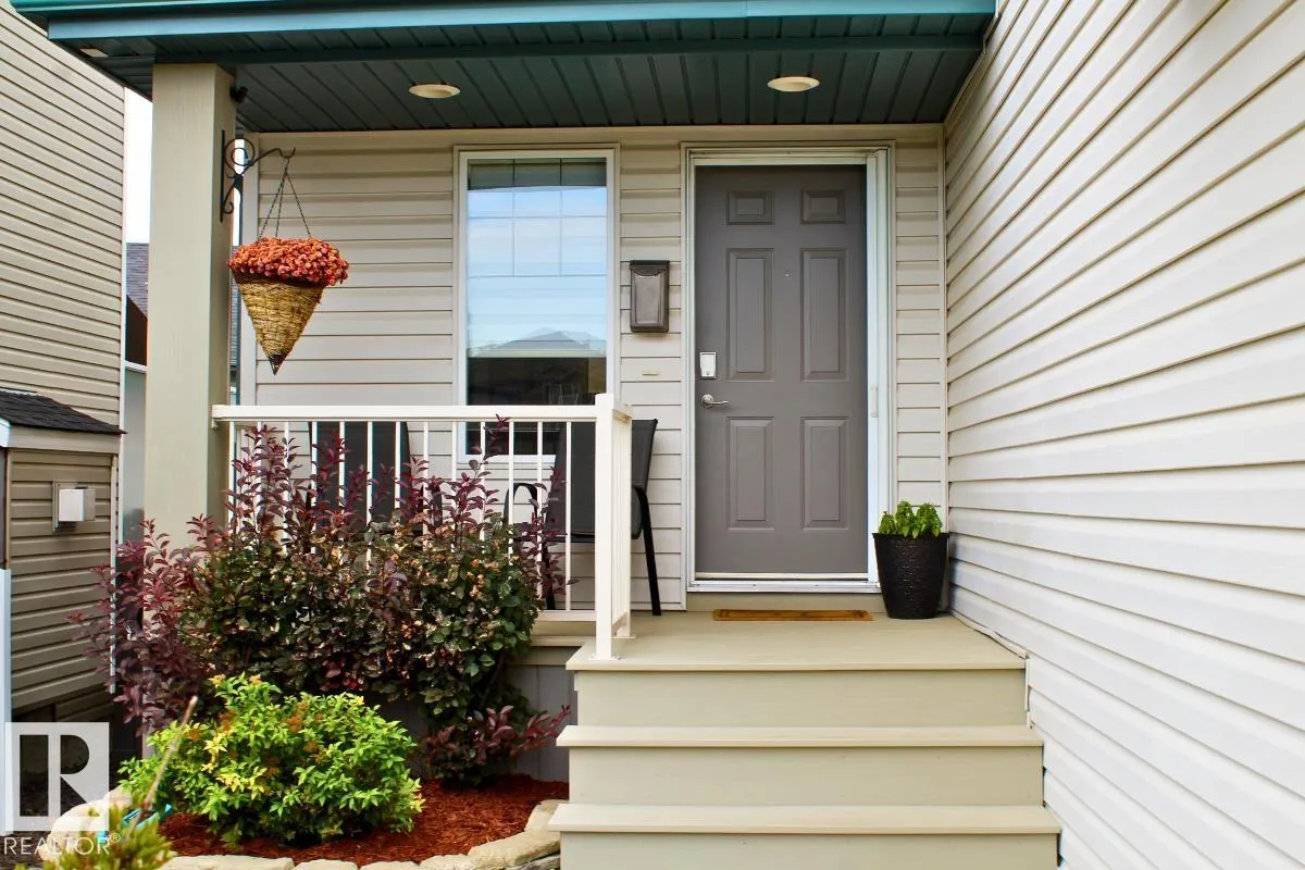 137 HIGHGROVE Crescent