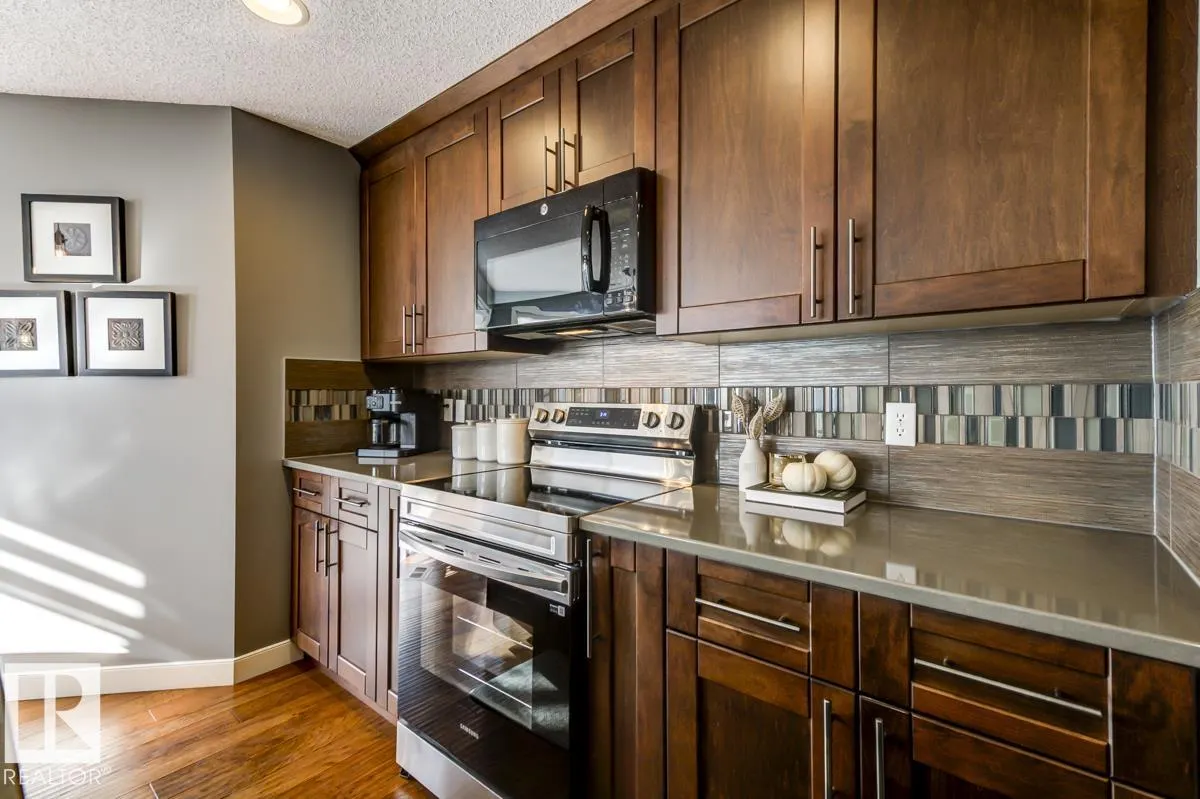137 HIGHGROVE Crescent