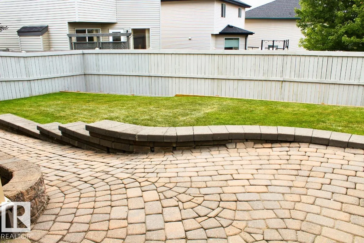 137 HIGHGROVE Crescent