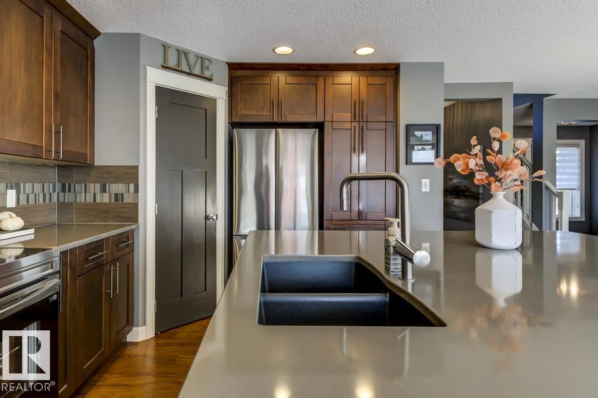 137 HIGHGROVE Crescent