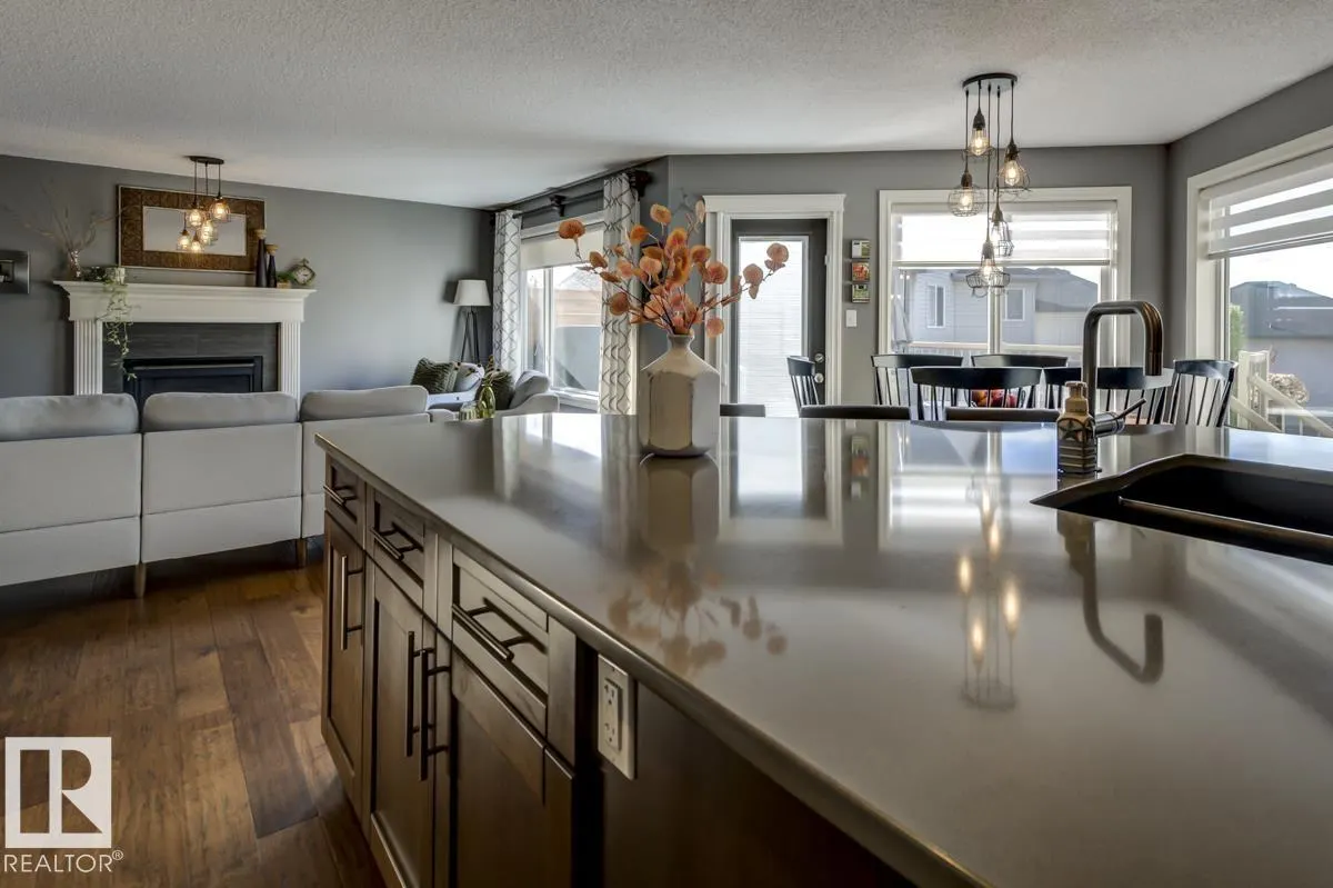 137 HIGHGROVE Crescent