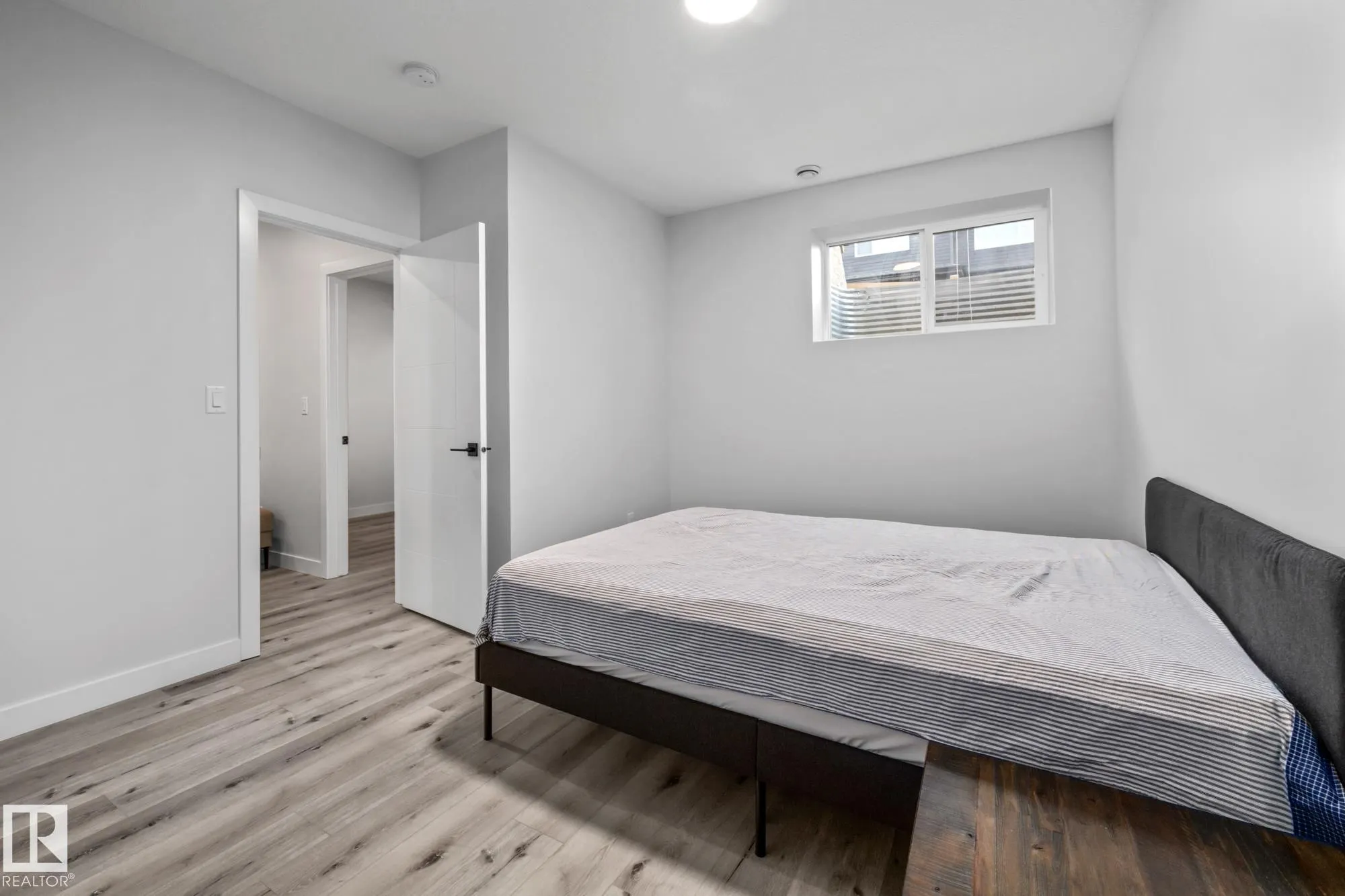 5304 KIMBALL Place