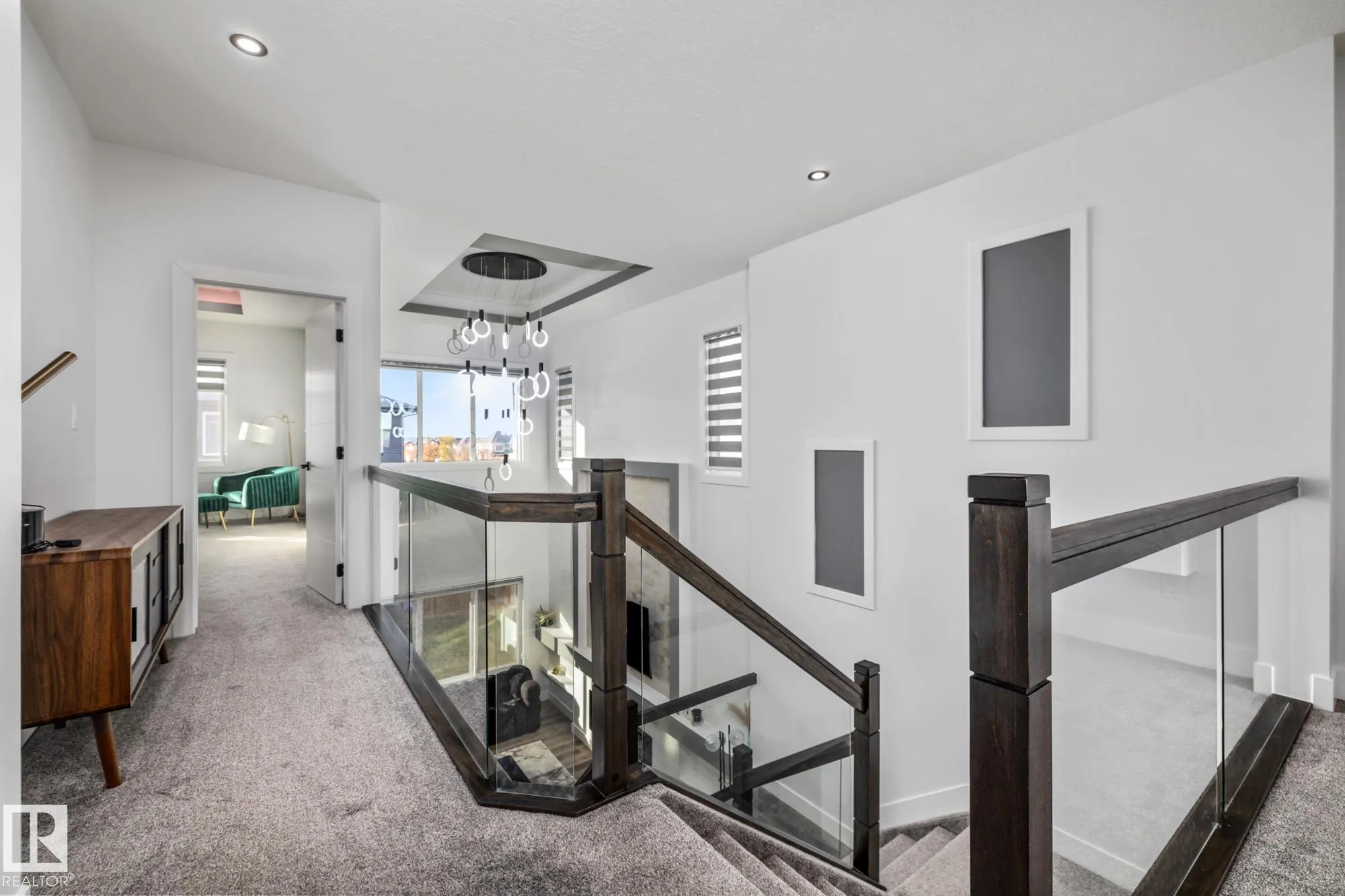 5304 KIMBALL Place
