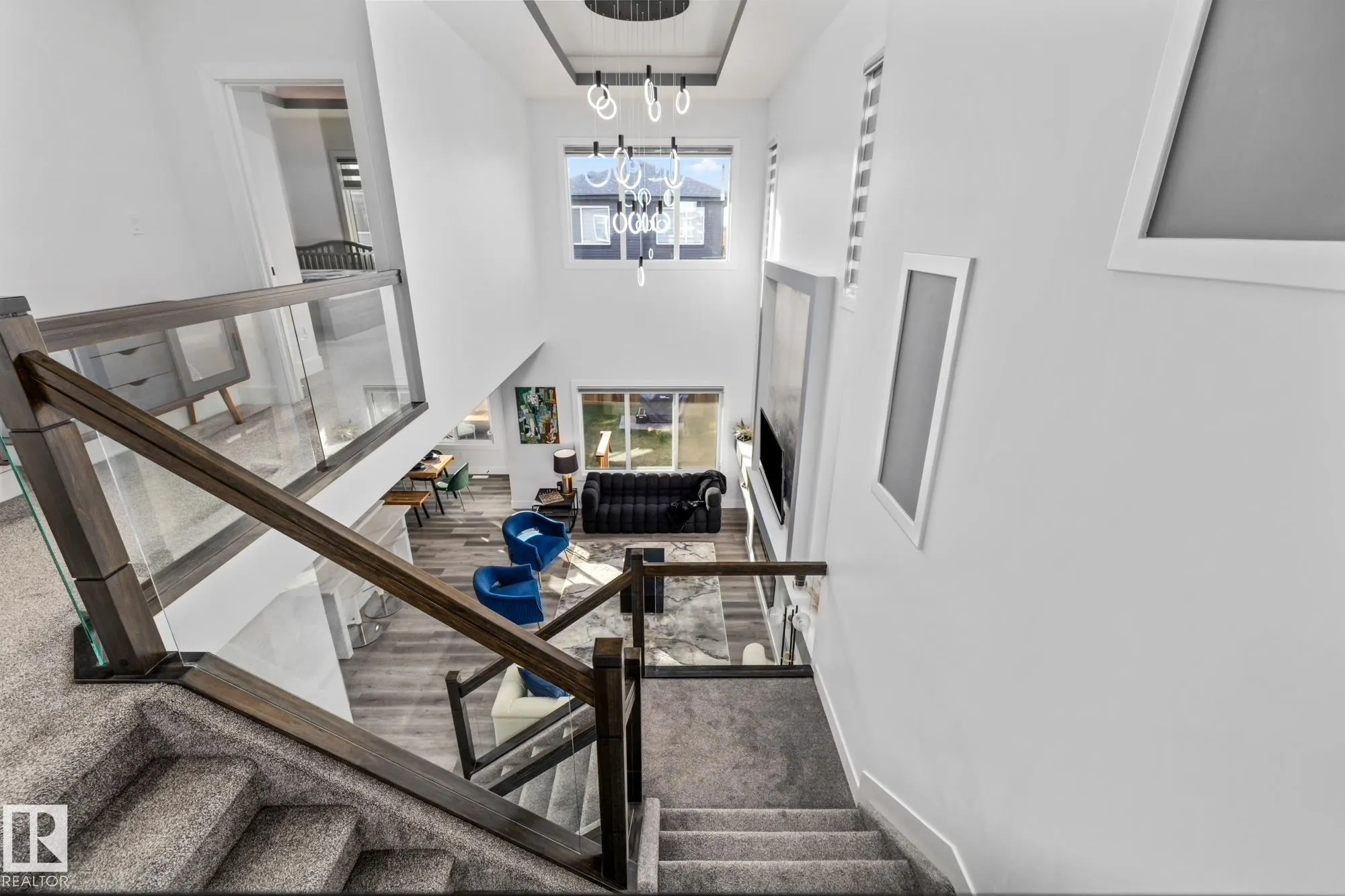 5304 KIMBALL Place