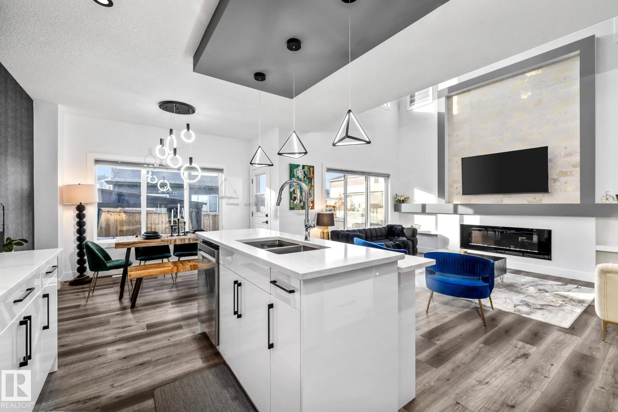 5304 KIMBALL Place
