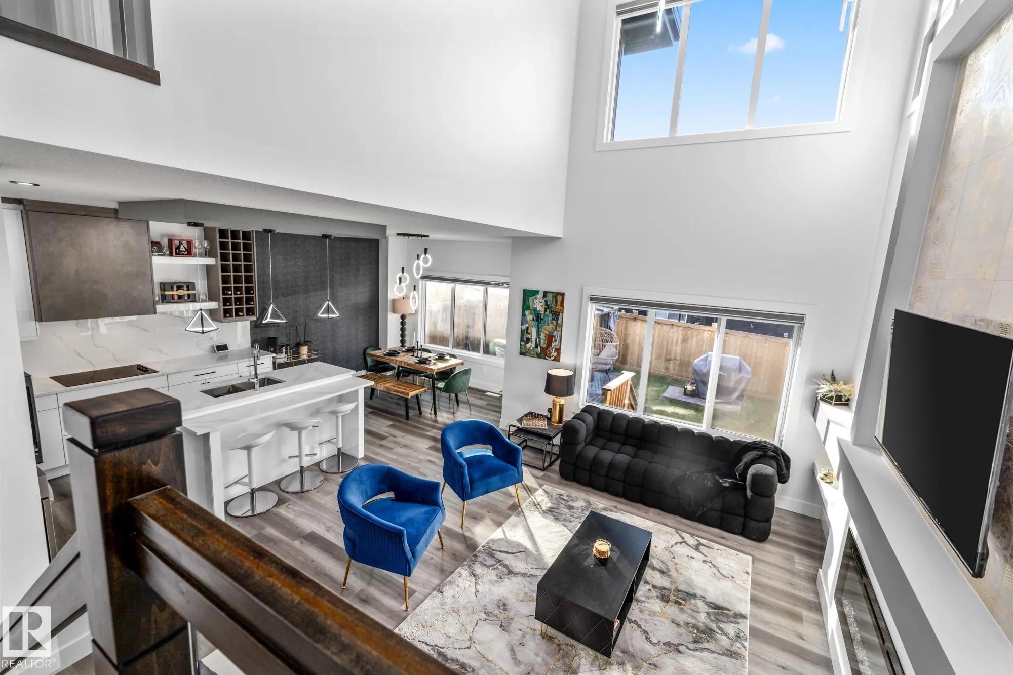 5304 KIMBALL Place