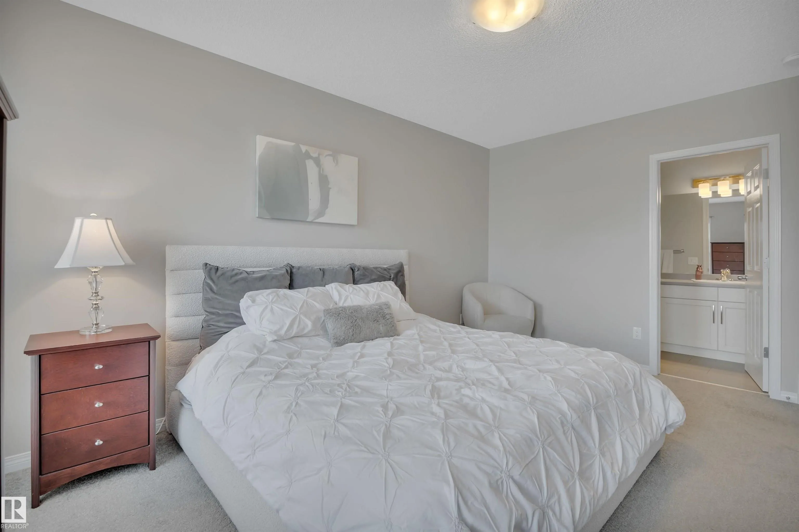 2714 COUGHLAN GREEN
