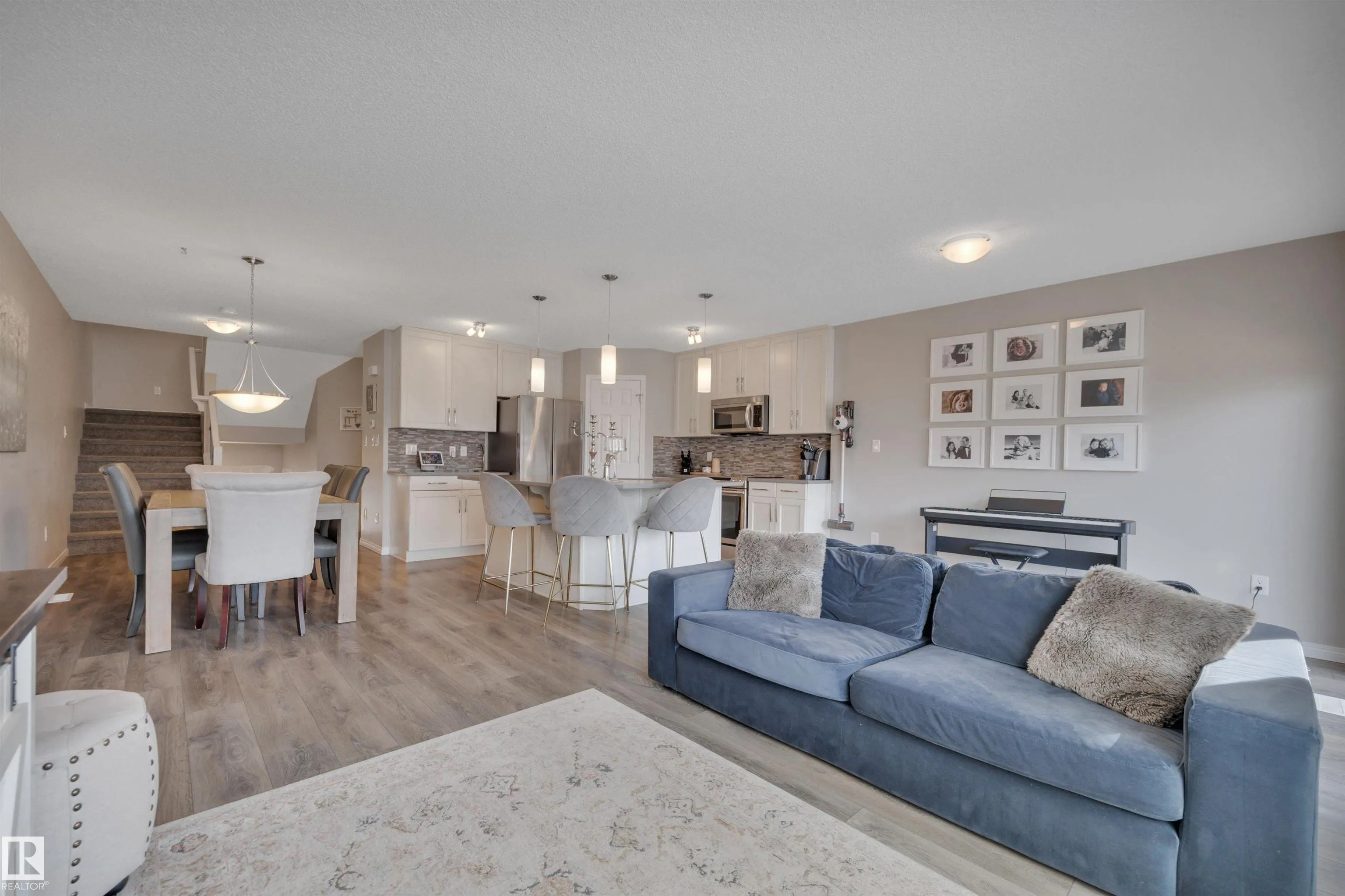2714 COUGHLAN GREEN