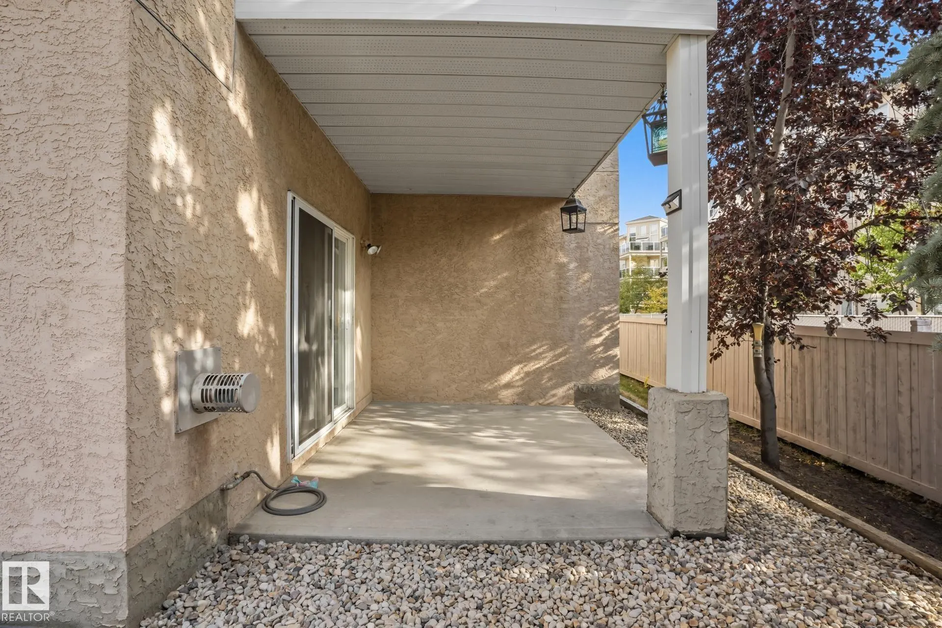 17447 98A Ave