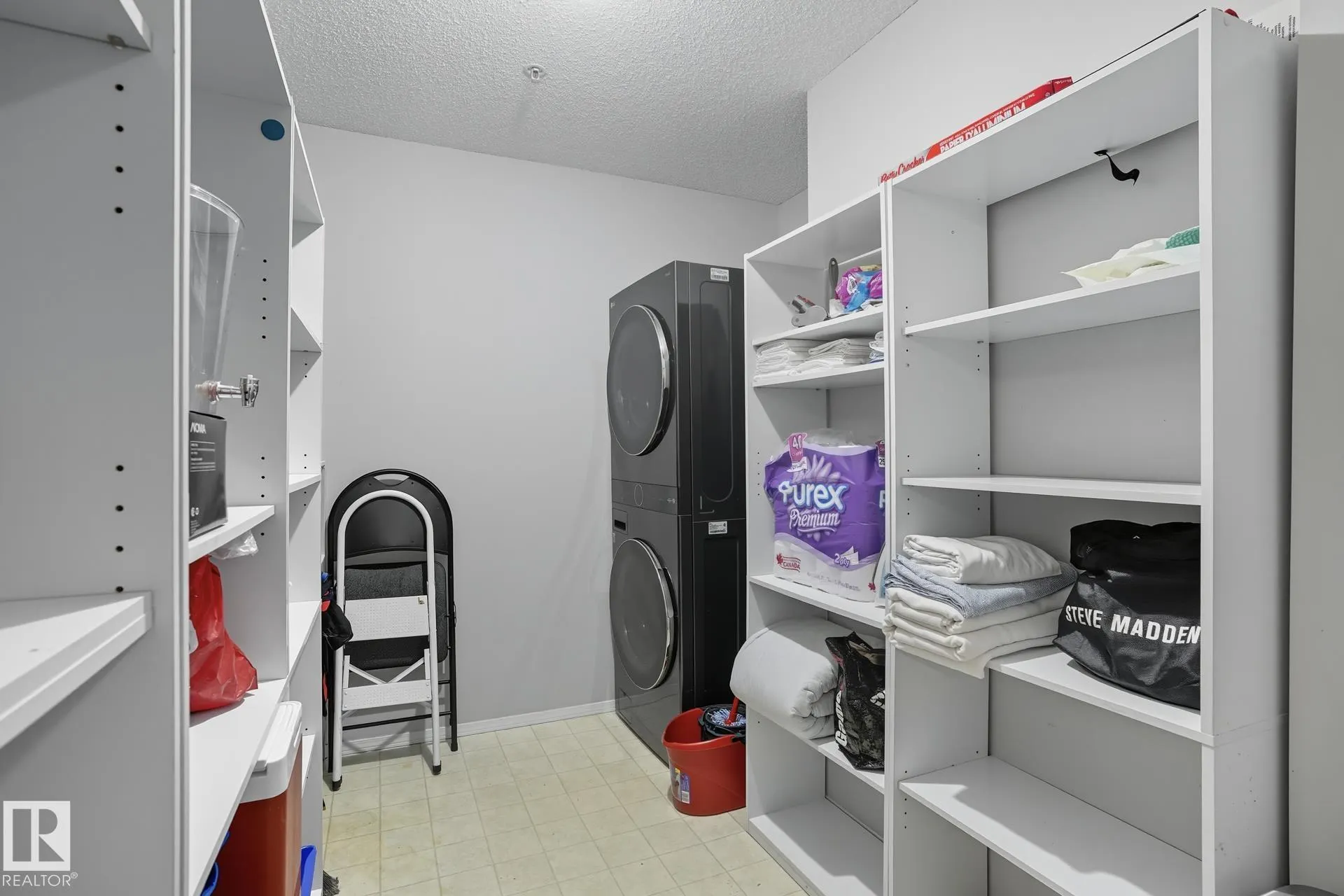 17447 98A Ave