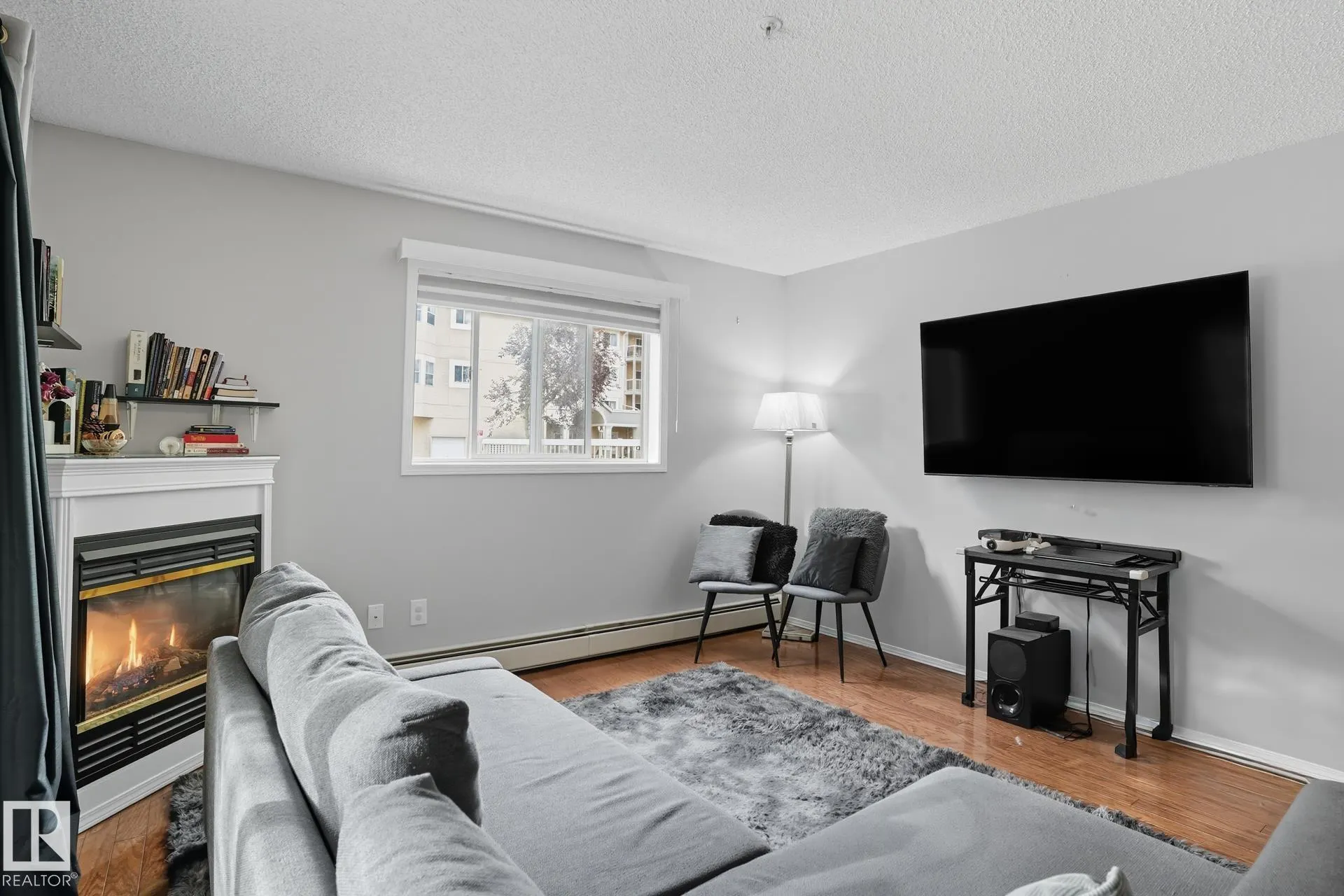 17447 98A Ave