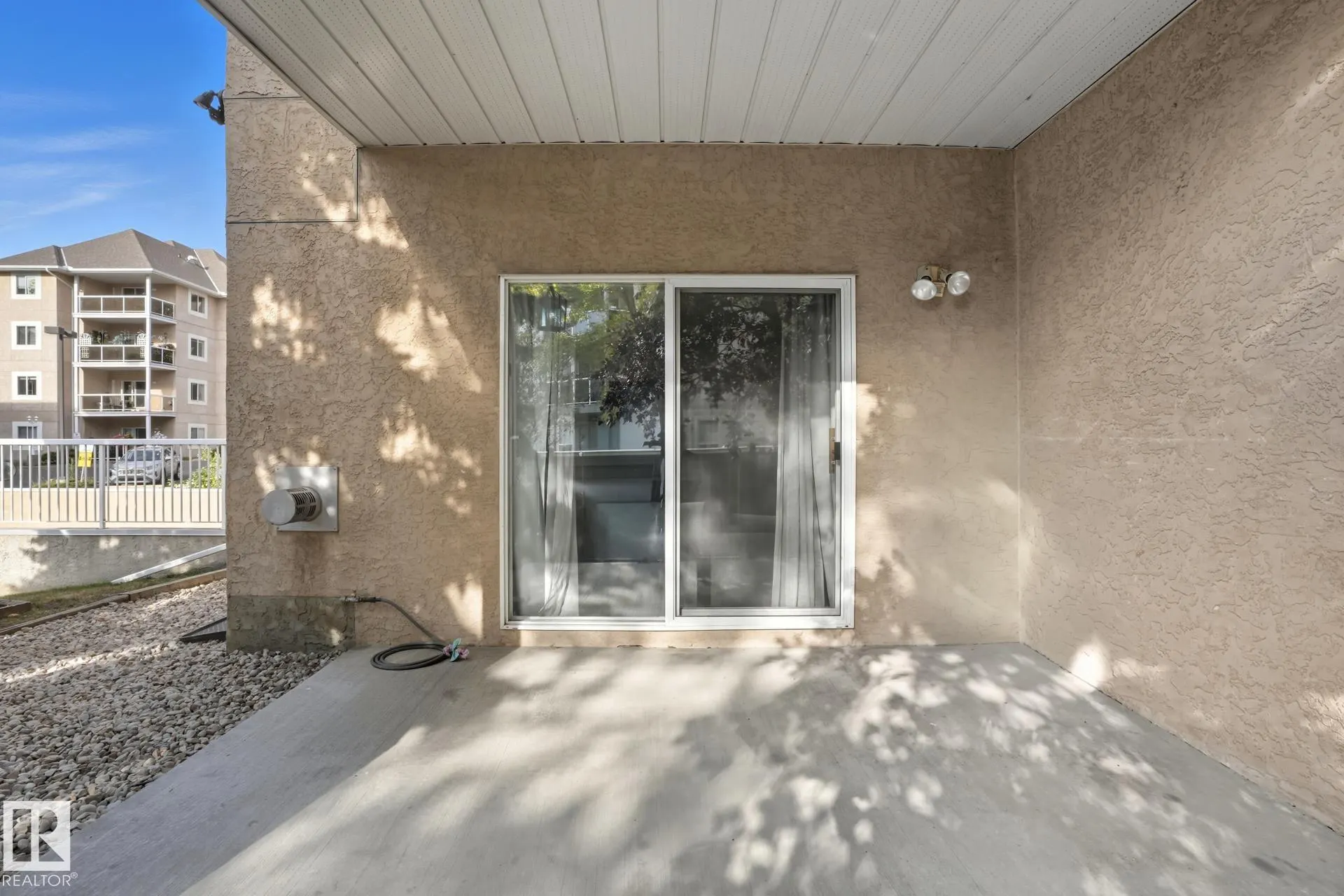 17447 98A Ave