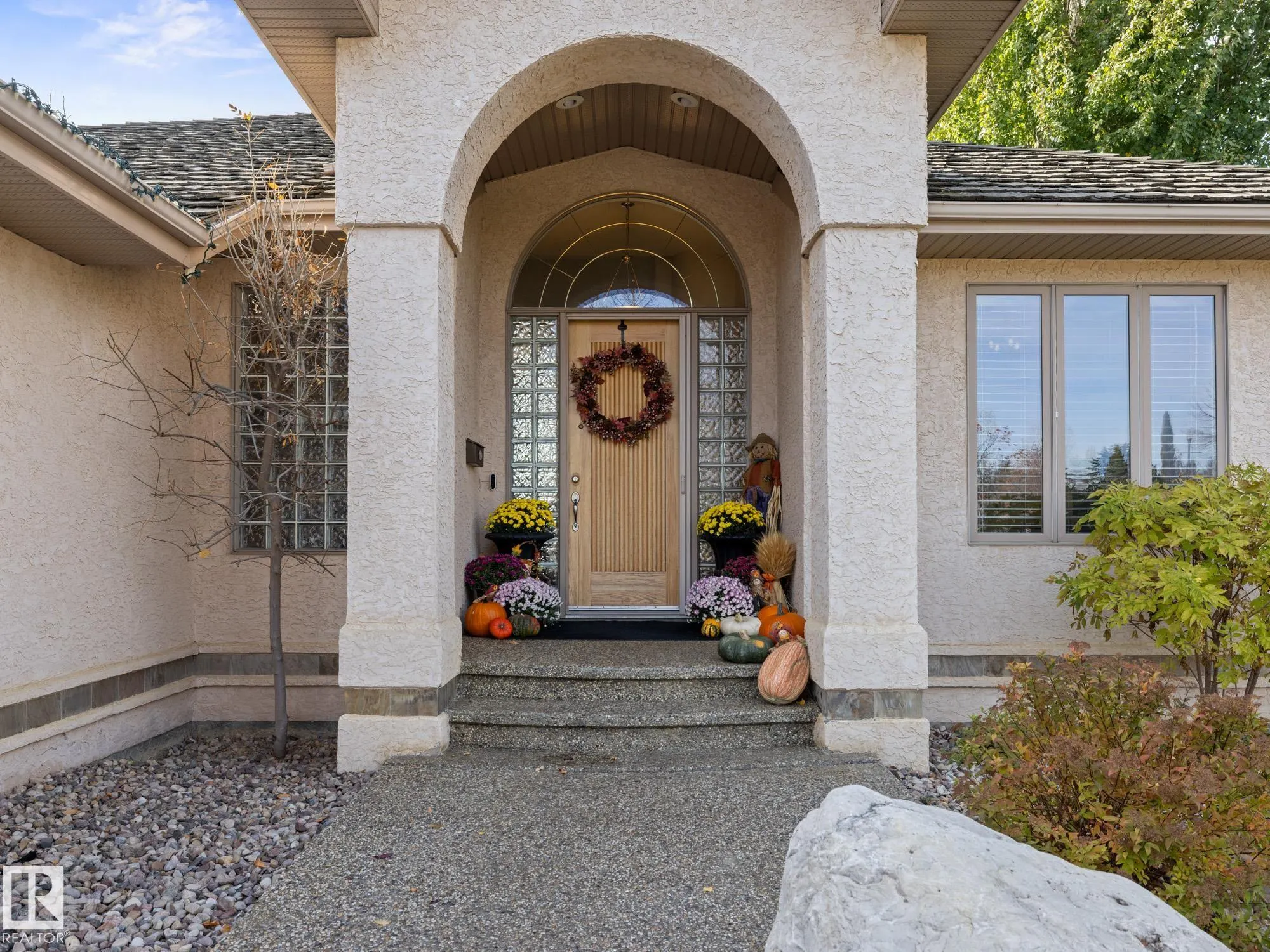 30 KINGSBURY Crescent