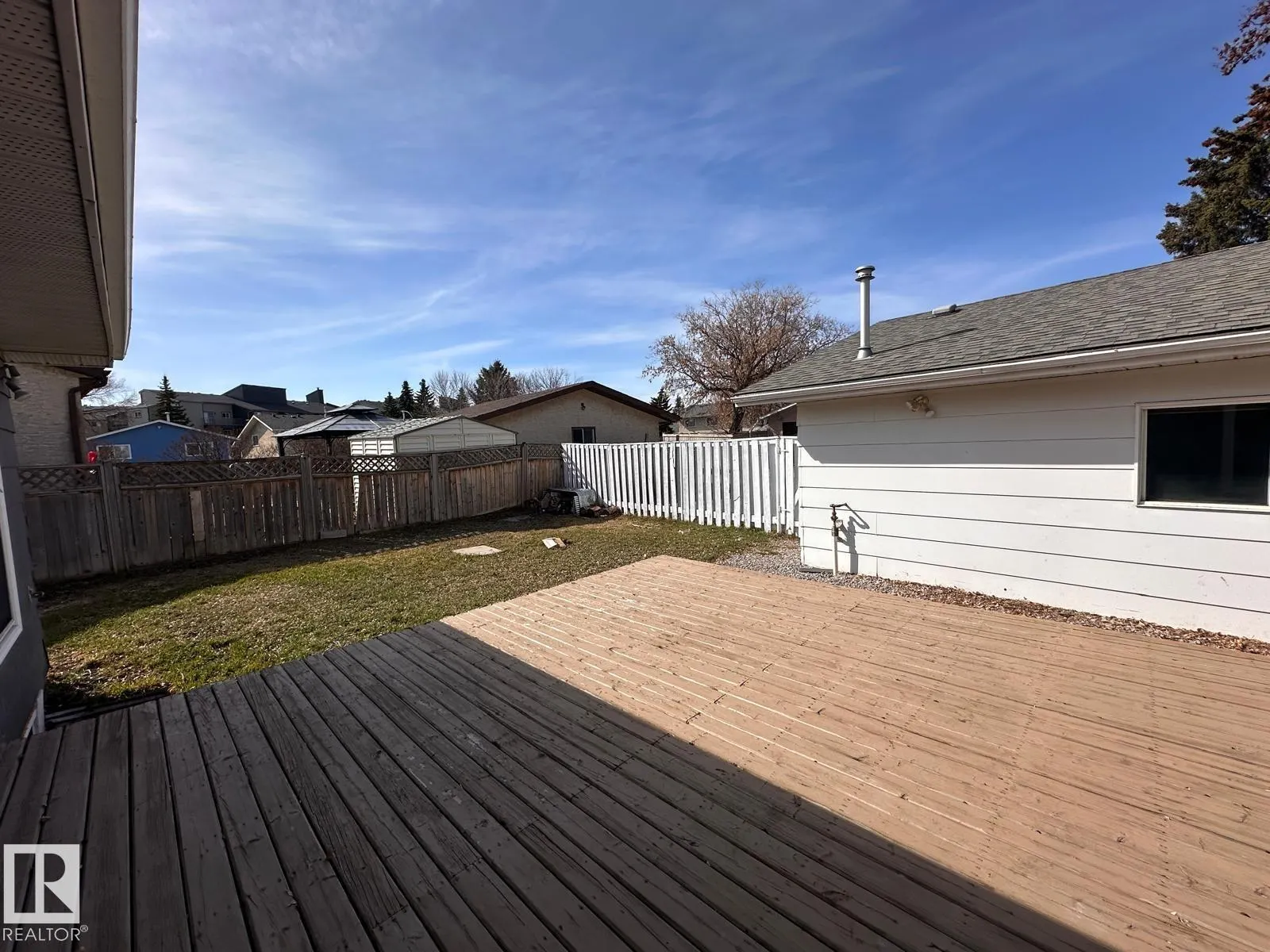2014 46 Street