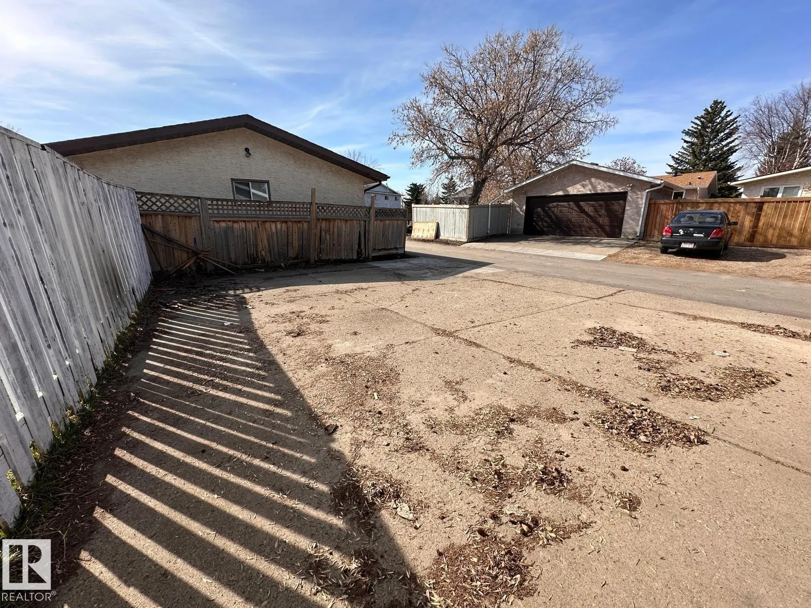 2014 46 Street