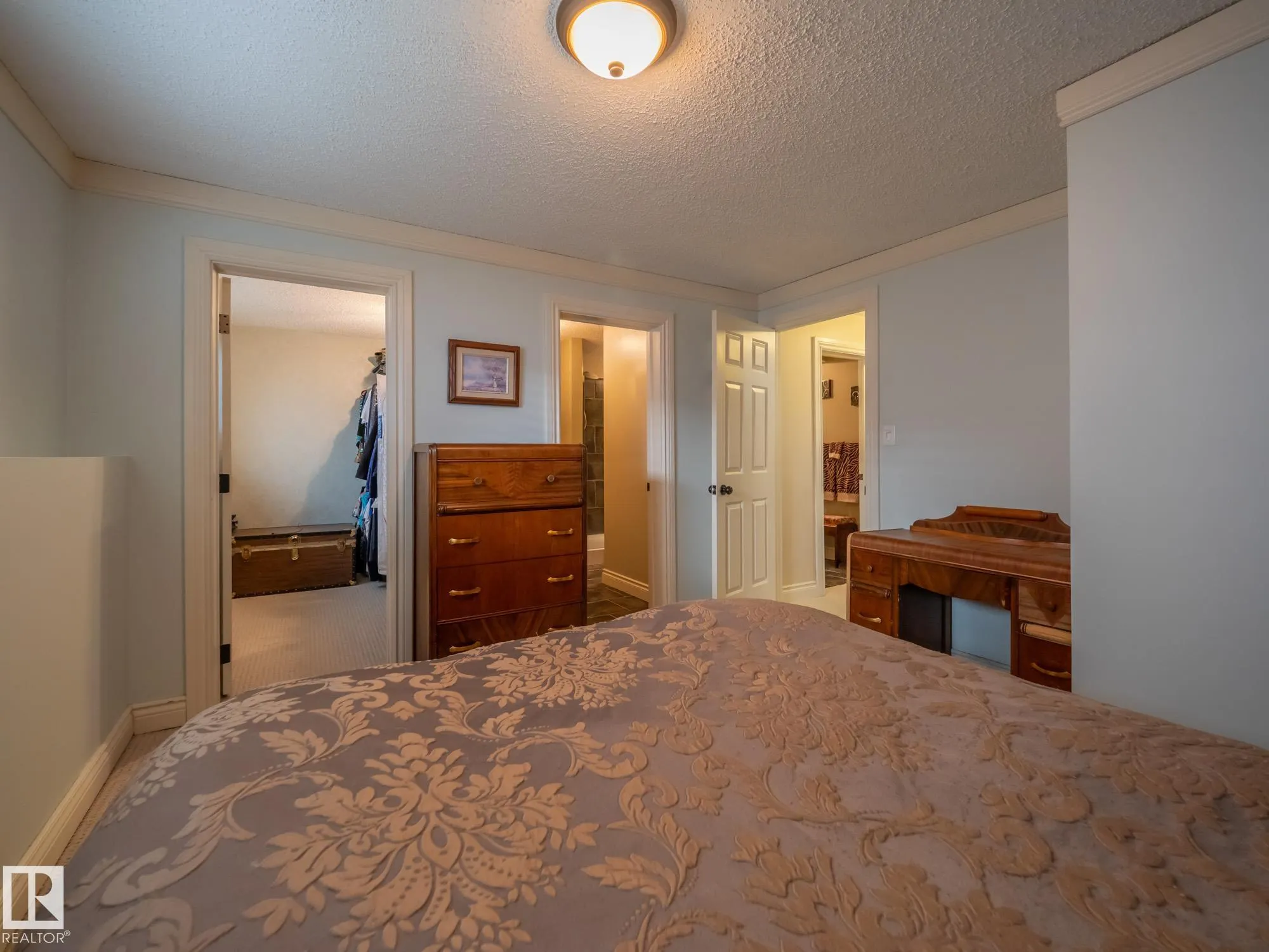 509 RAINBOW Crescent