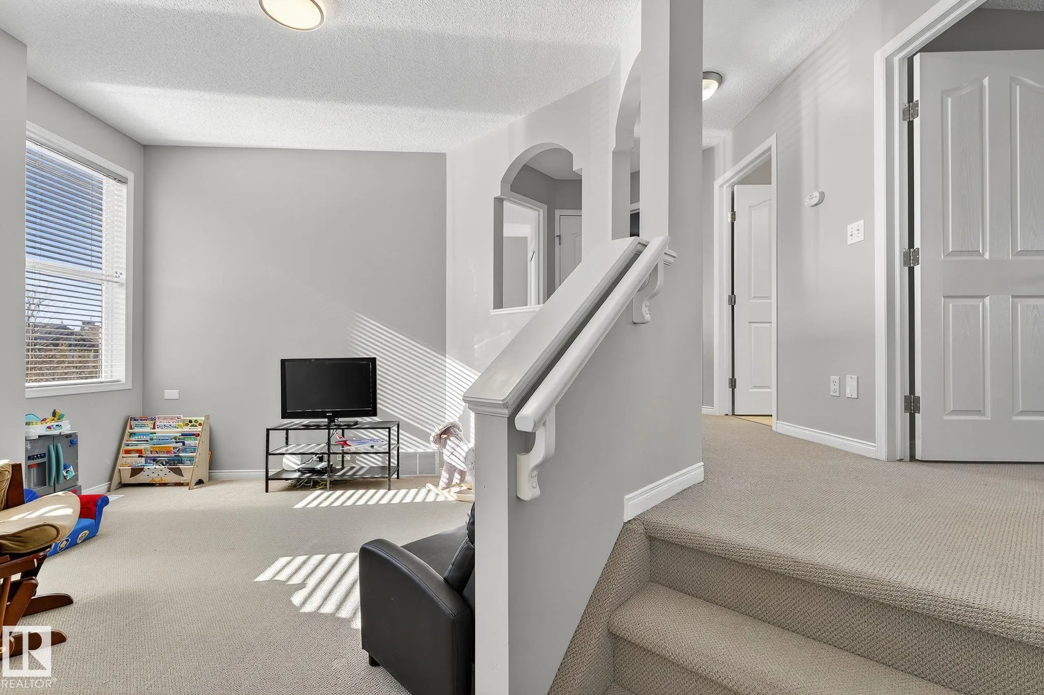 1147 RUTHERFORD Close