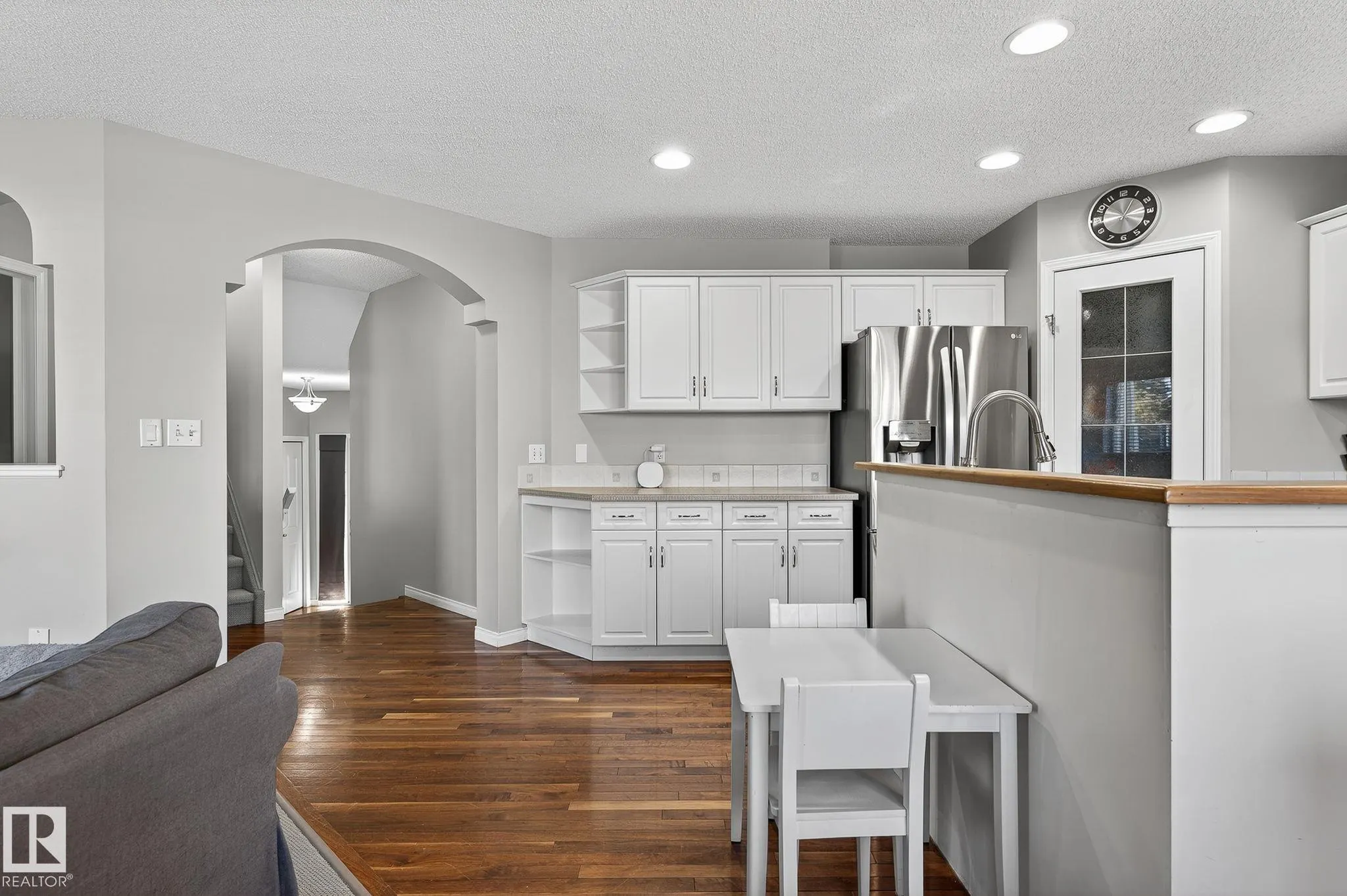 1147 RUTHERFORD Close