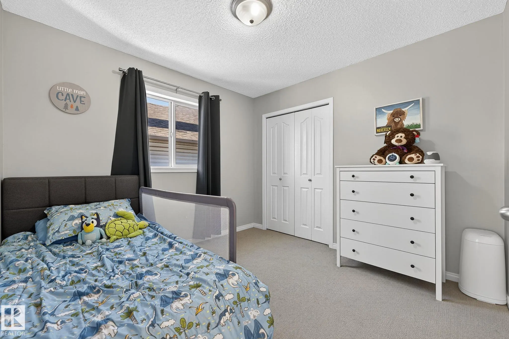 1147 RUTHERFORD Close