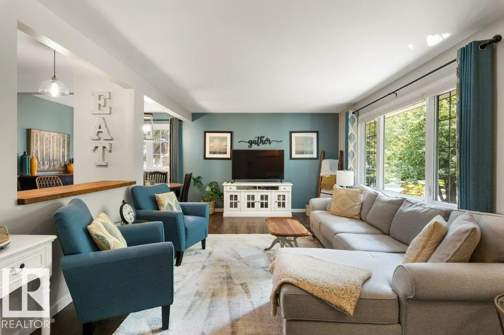 59 FAWCETT Crescent