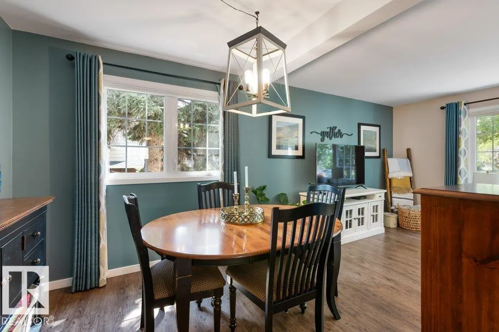 59 FAWCETT Crescent