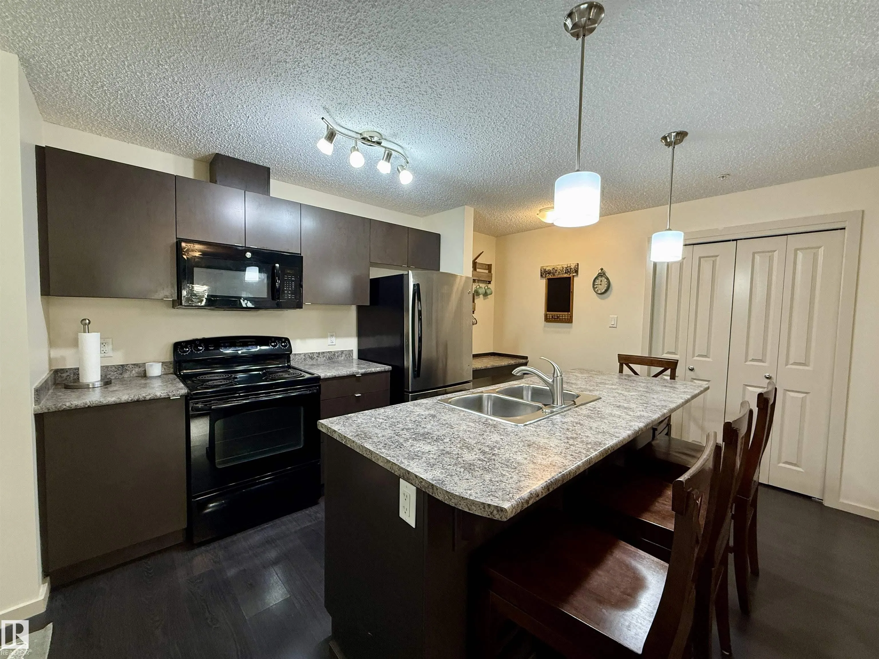 340 WINDERMERE Road