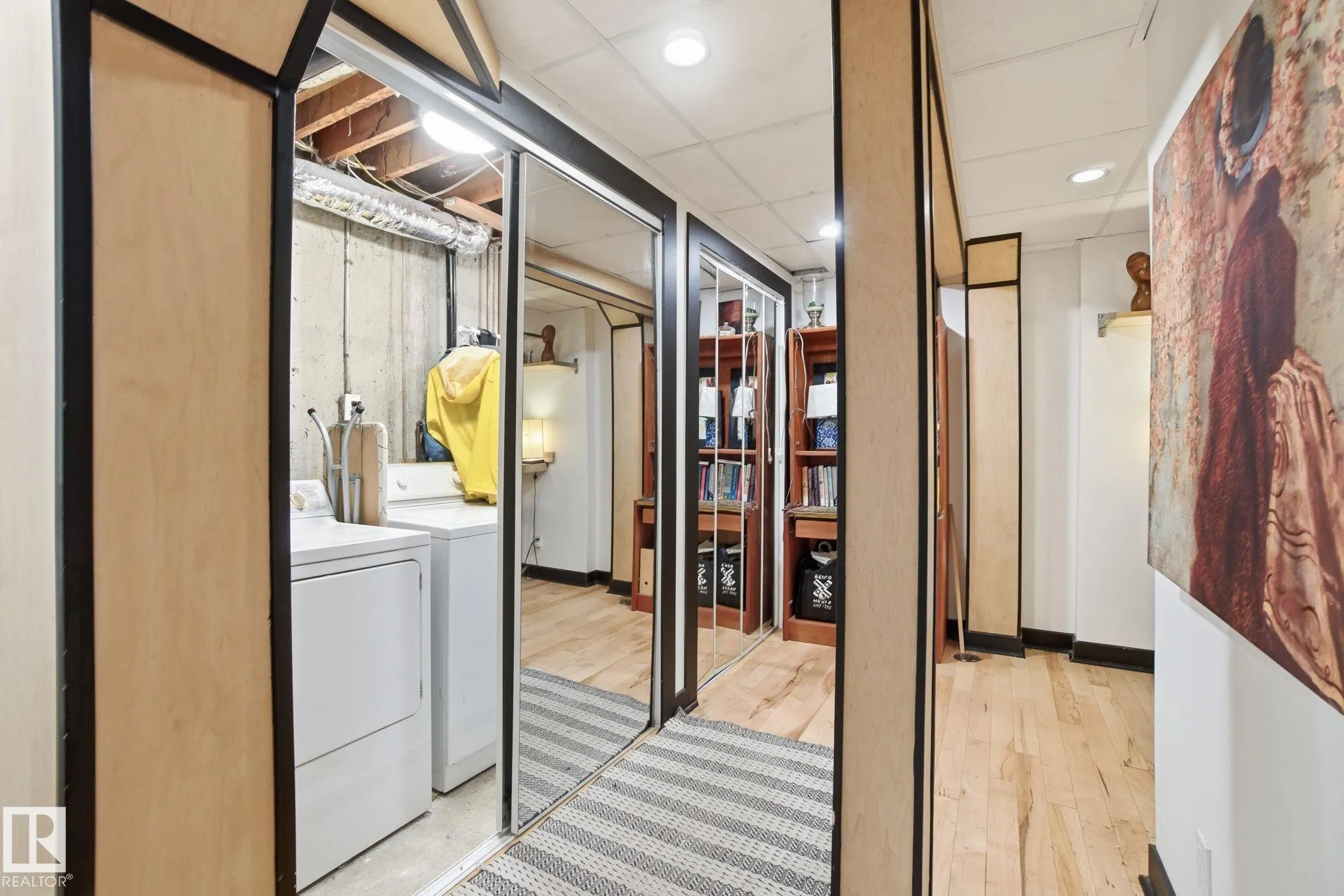 223 DICKINSFIELD Court